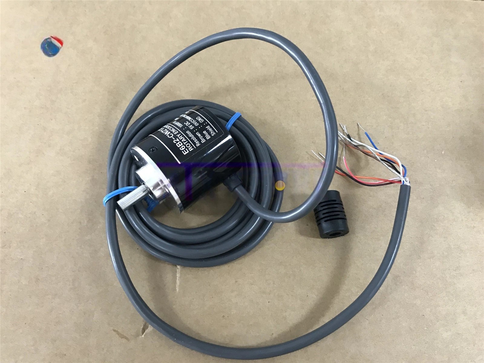 1 PCS E6B2-CWZ1X NEW Rotary Encoder E6B2-CWZ1X 1000P/R made in china E6B2-CWZ1X