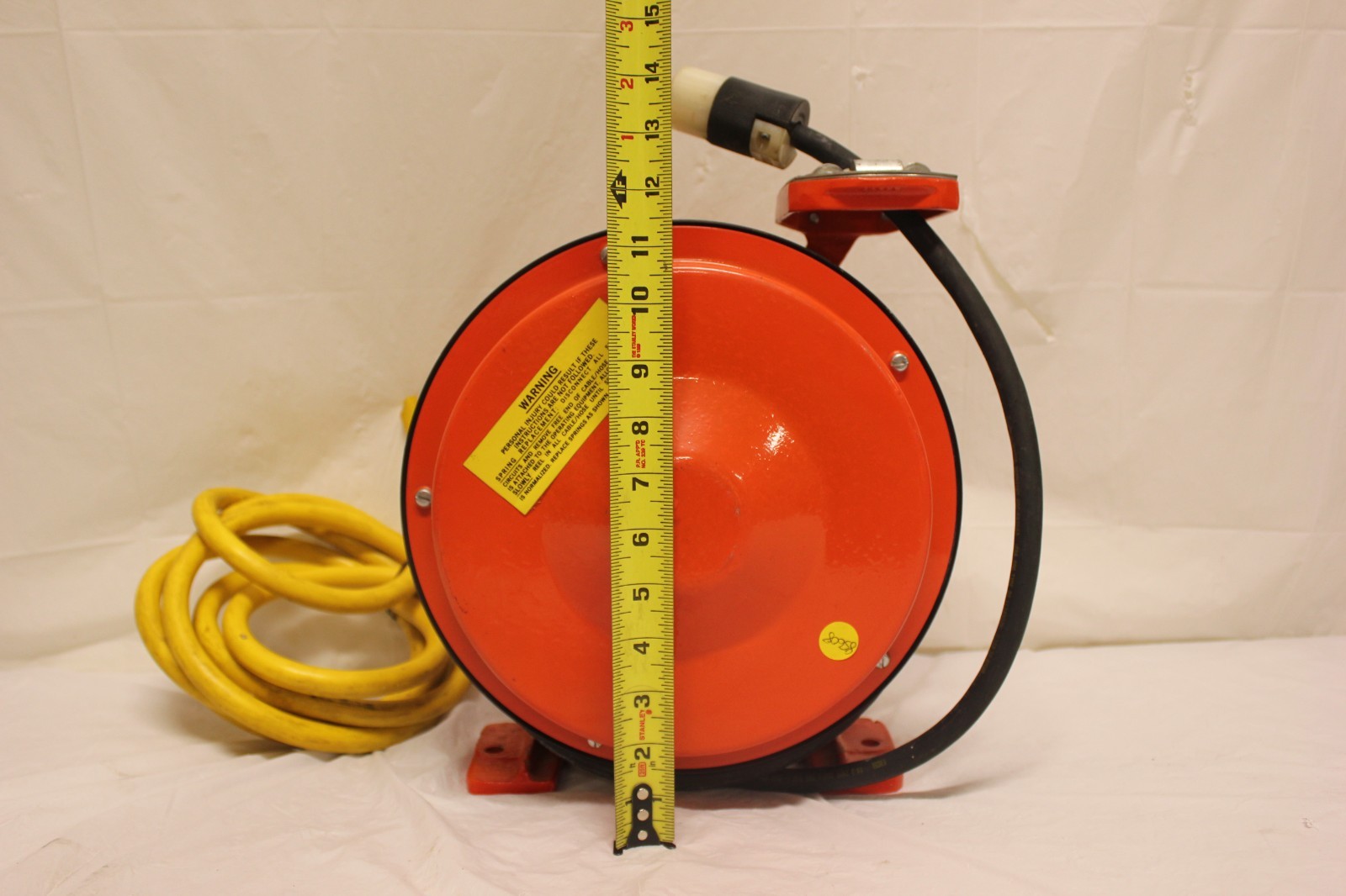 Appleton Reelite RL-103K 25Ft 14Ga 20A Cord Retractable Power Reel D1