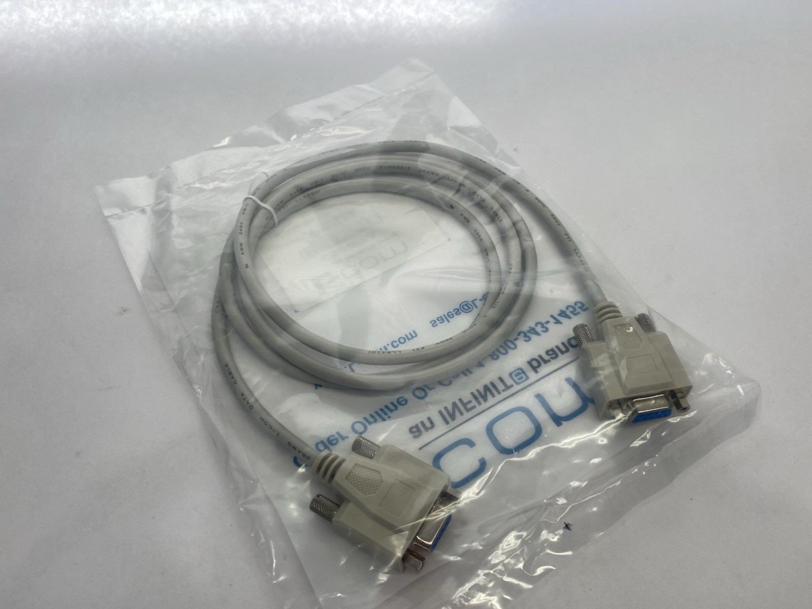 L-Com CSMN9FF-5 Deluxe Molded D-Sub Cable, DB9 Female / Female, 5.0 ft