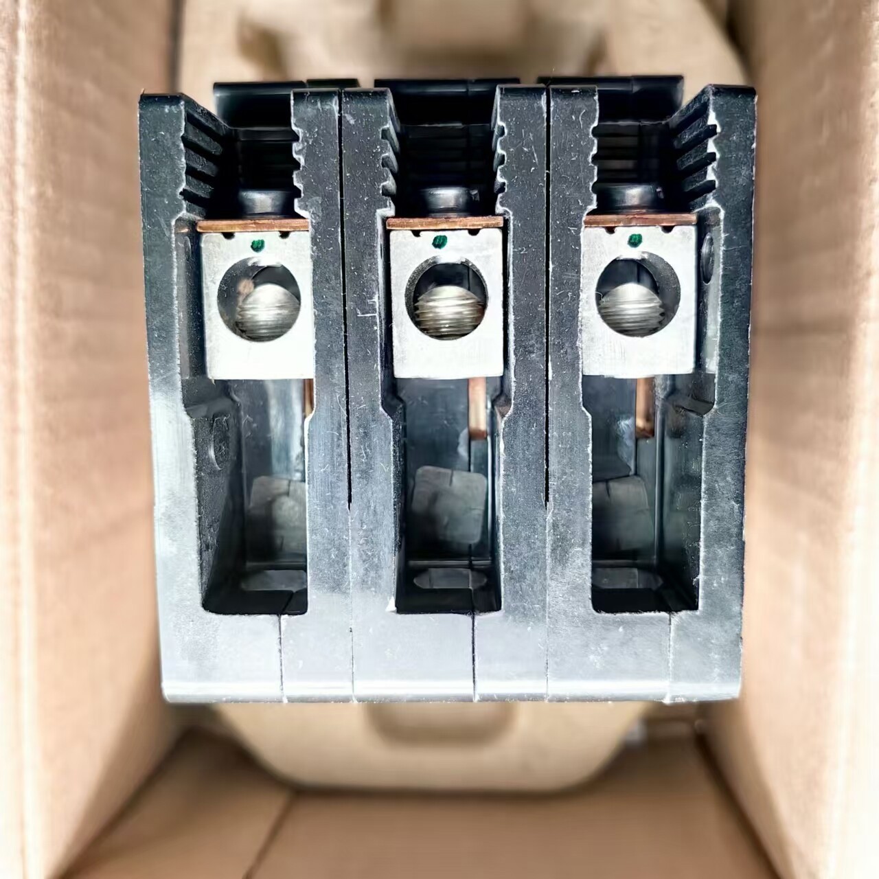 Schneider SQUARE D EJB34080 Circuit Breaker
