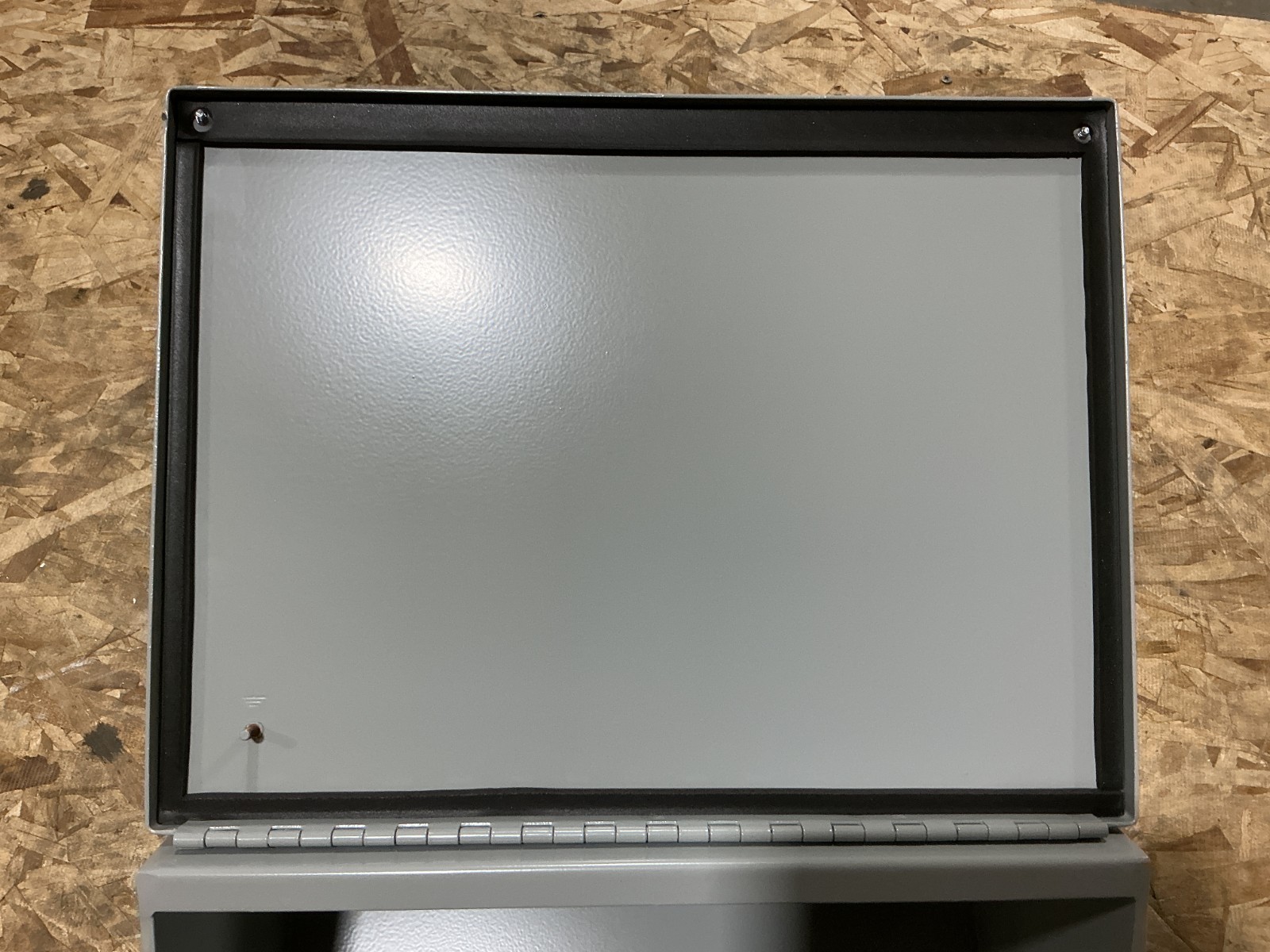 New nVent Hoffman C12C16 Consolet Enclosure Sloped Cover 12x16x9.09 Grey 59560