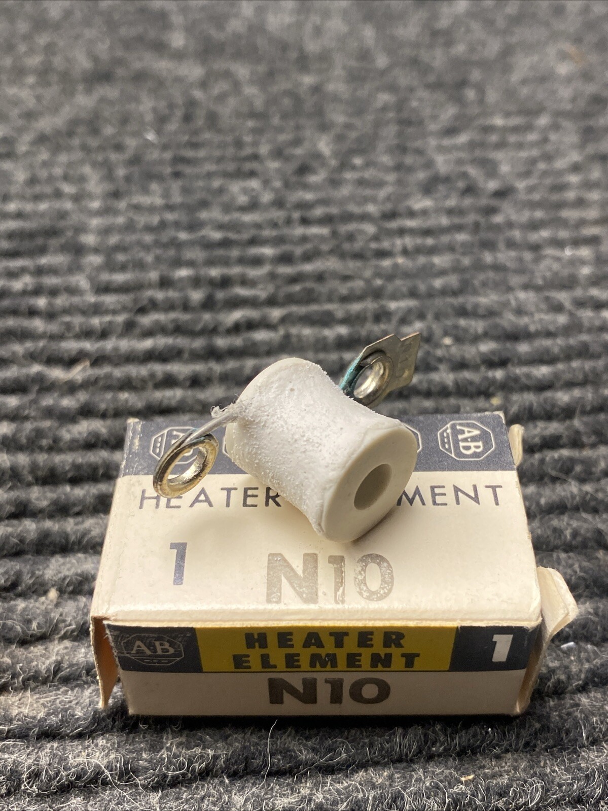 NEW LOT of 7 Allen Bradley N10, Heater Elements