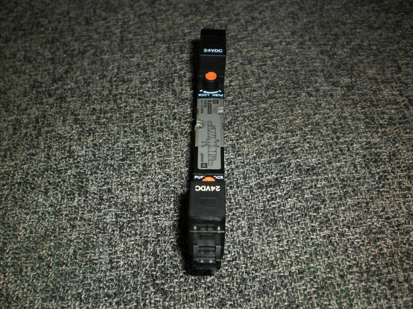 SMC VJ3333 Solenoid Valve