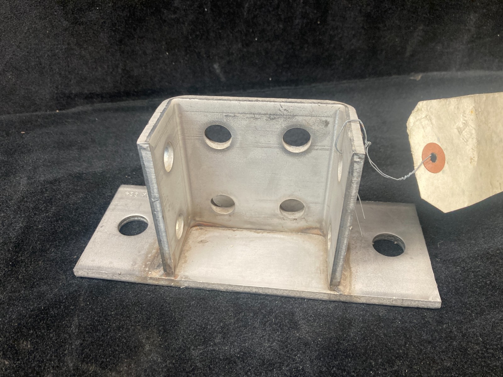 B-Line B281 SS4 Stainless Channel Strut Post Base
