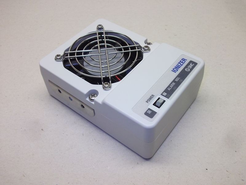 SMC IZF10-LP-ZB Air ionizing fan, 24VDC, 5kV