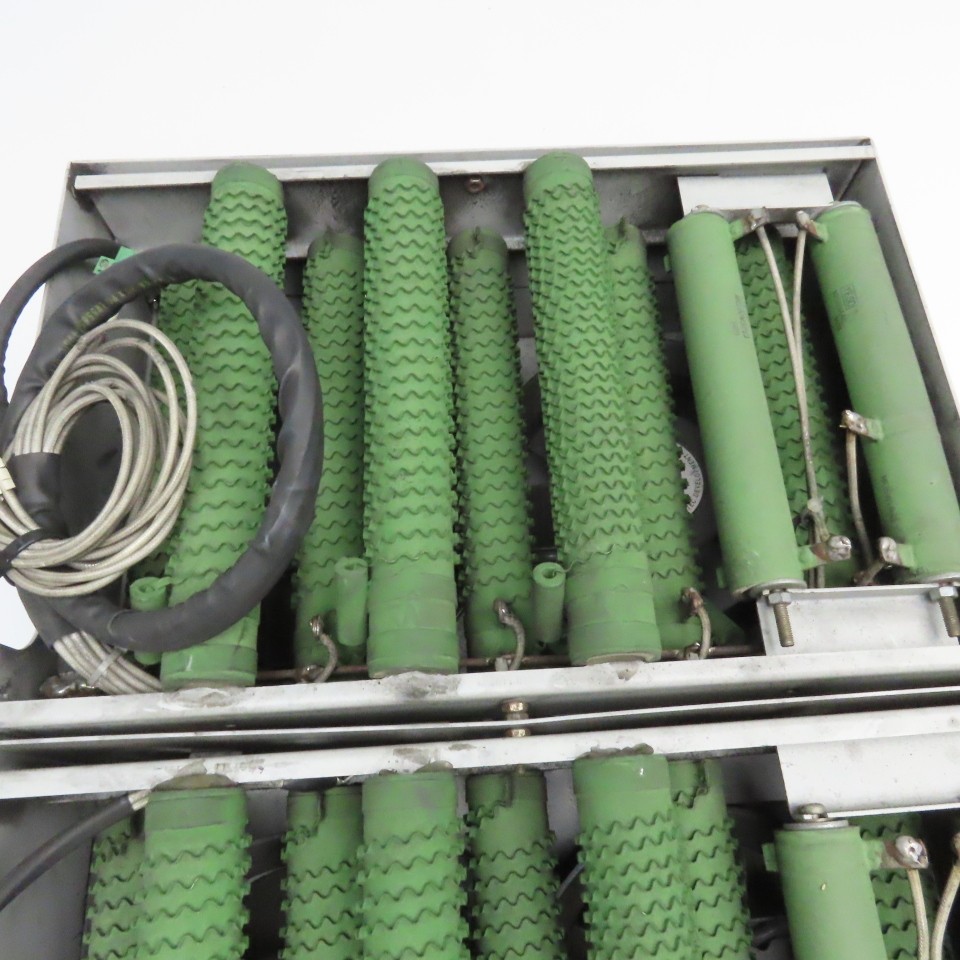 8OhmJ 16OhmJ 300V Multi Value Wire Wound Resister Bank W/ Cooling Fans