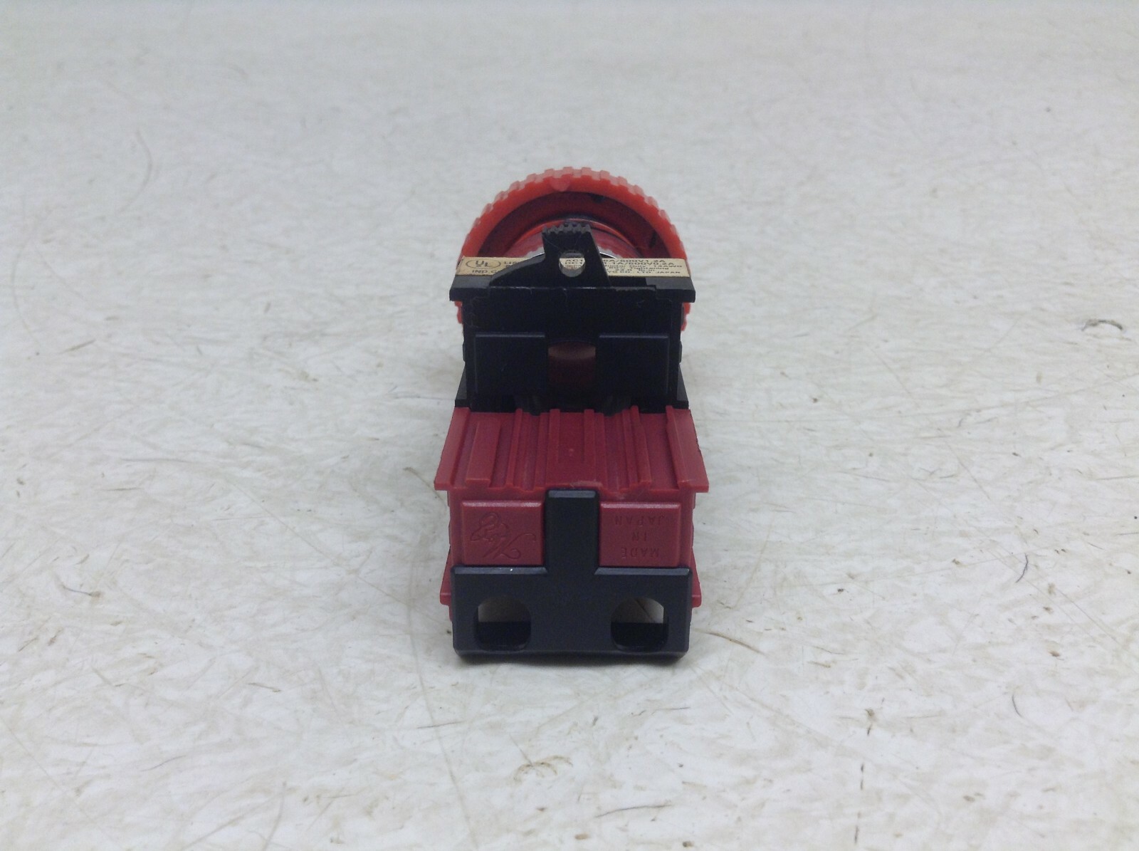 Maruyasu HMD22-01R Red Push Twist Button HMD2201R HMD22-O1R (TSC)