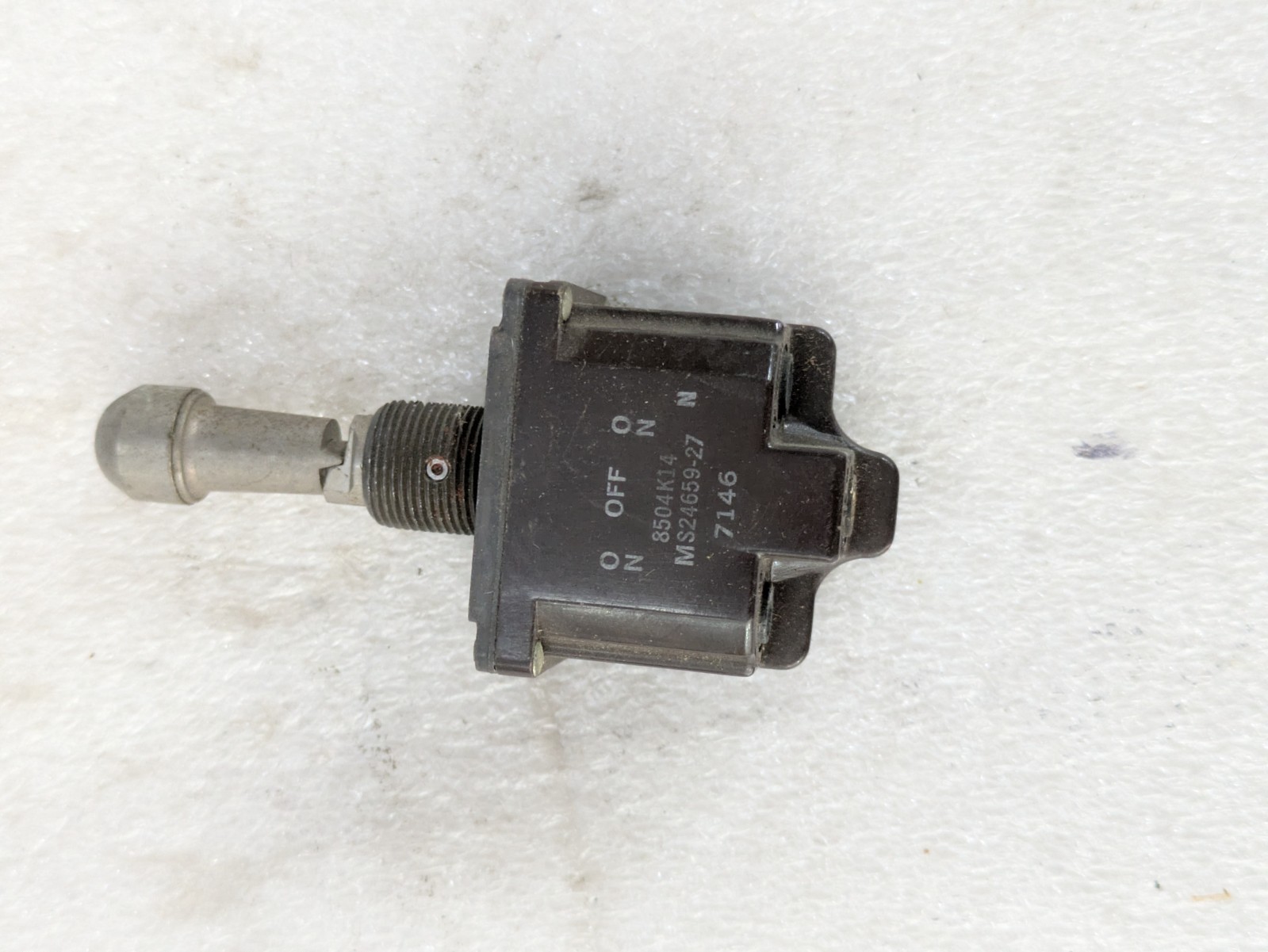 Honeywell 8504K14 MS24659-27N Toggle Switch ON-OFF-ON 2TL1-7N Mil Spec Aircraft