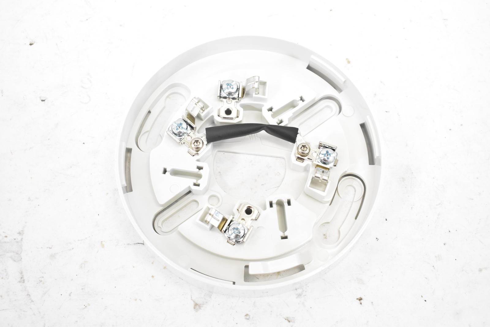 Edwards S853 SIGA-SB Circuit Board Smoke Detector Base White Made In China