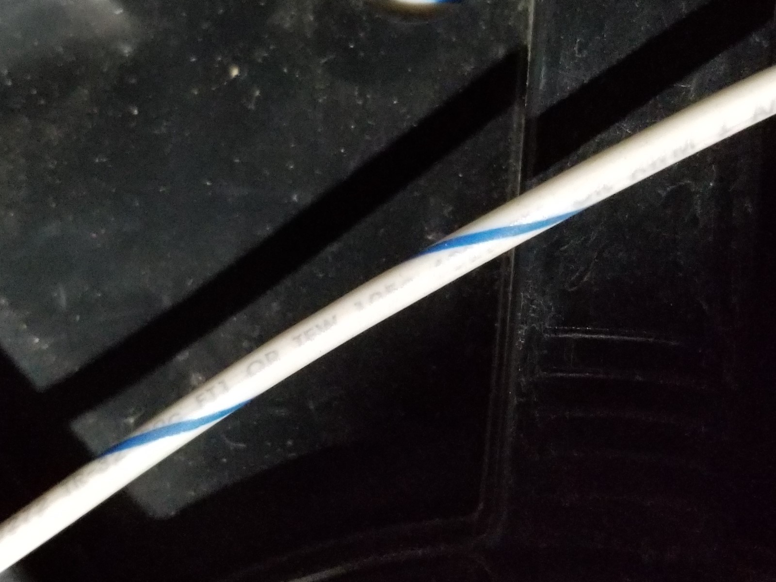 Southwire/Copperfield 16awg 26x30B Hook-Up Wire White/Blue Stripe /100ft