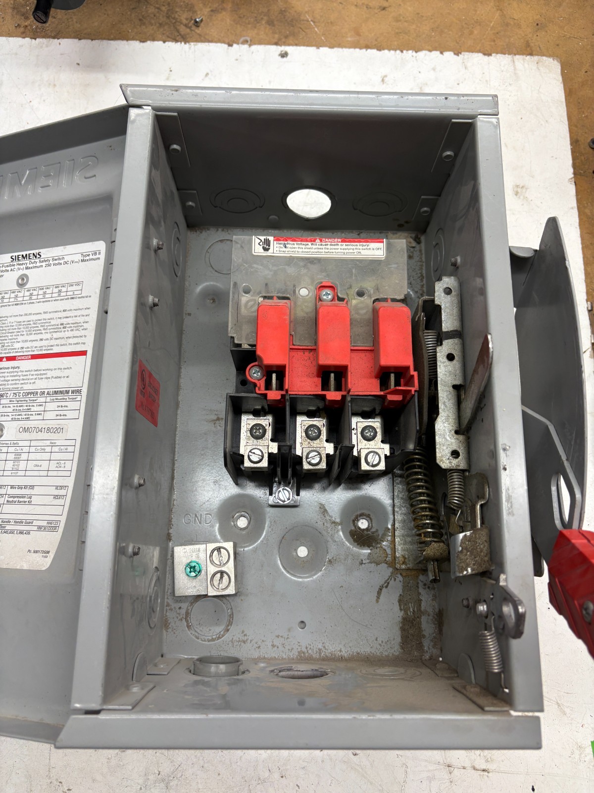 Siemens HNF361 30 Amp Non Fused Heavy Duty Safety Switch 600 VAC 250 VDC