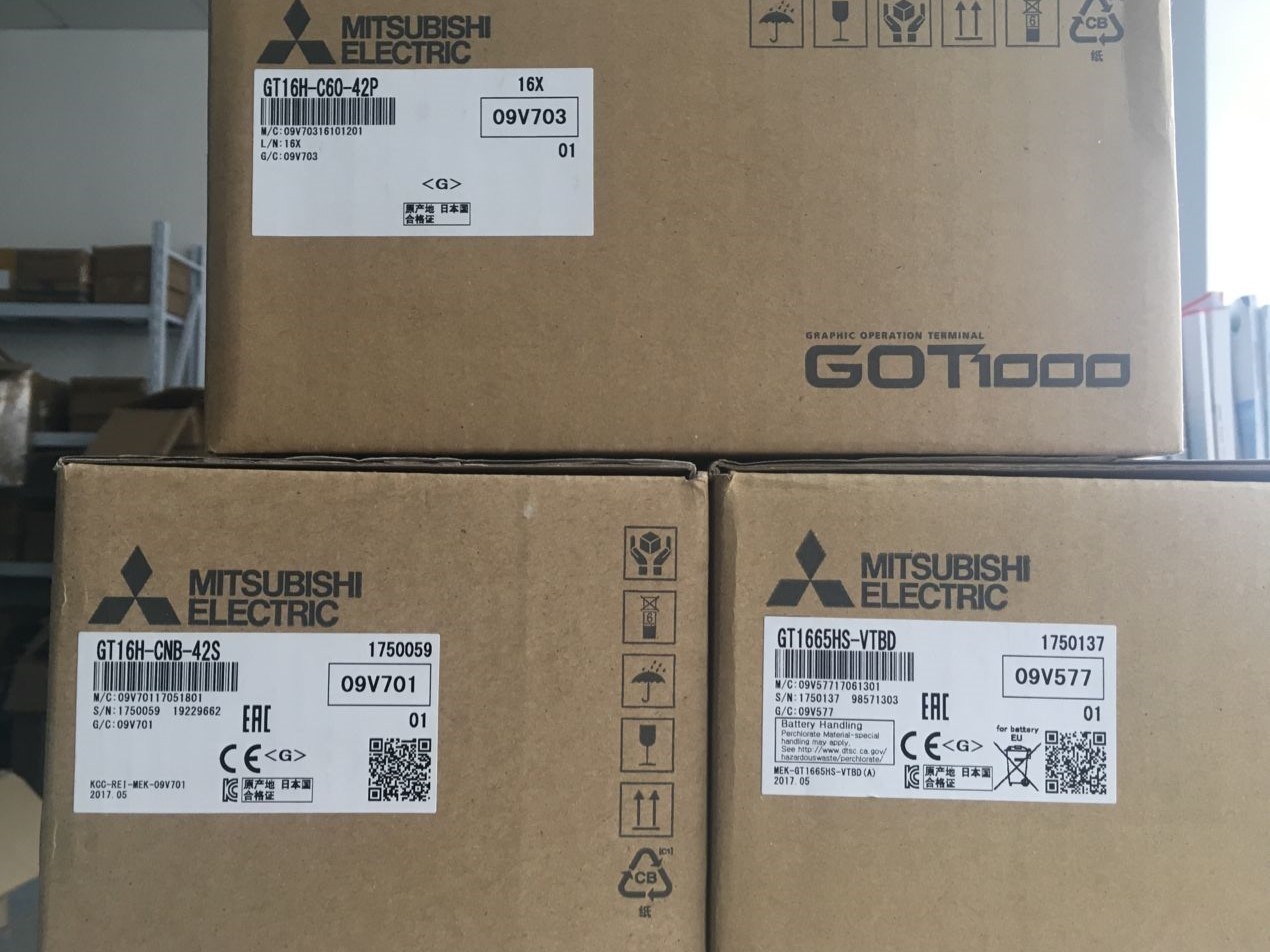 1PC MITSUBISHI GT1665HS-VTBD Touch Panel GT1665HSVTBD New Expedited Shipping