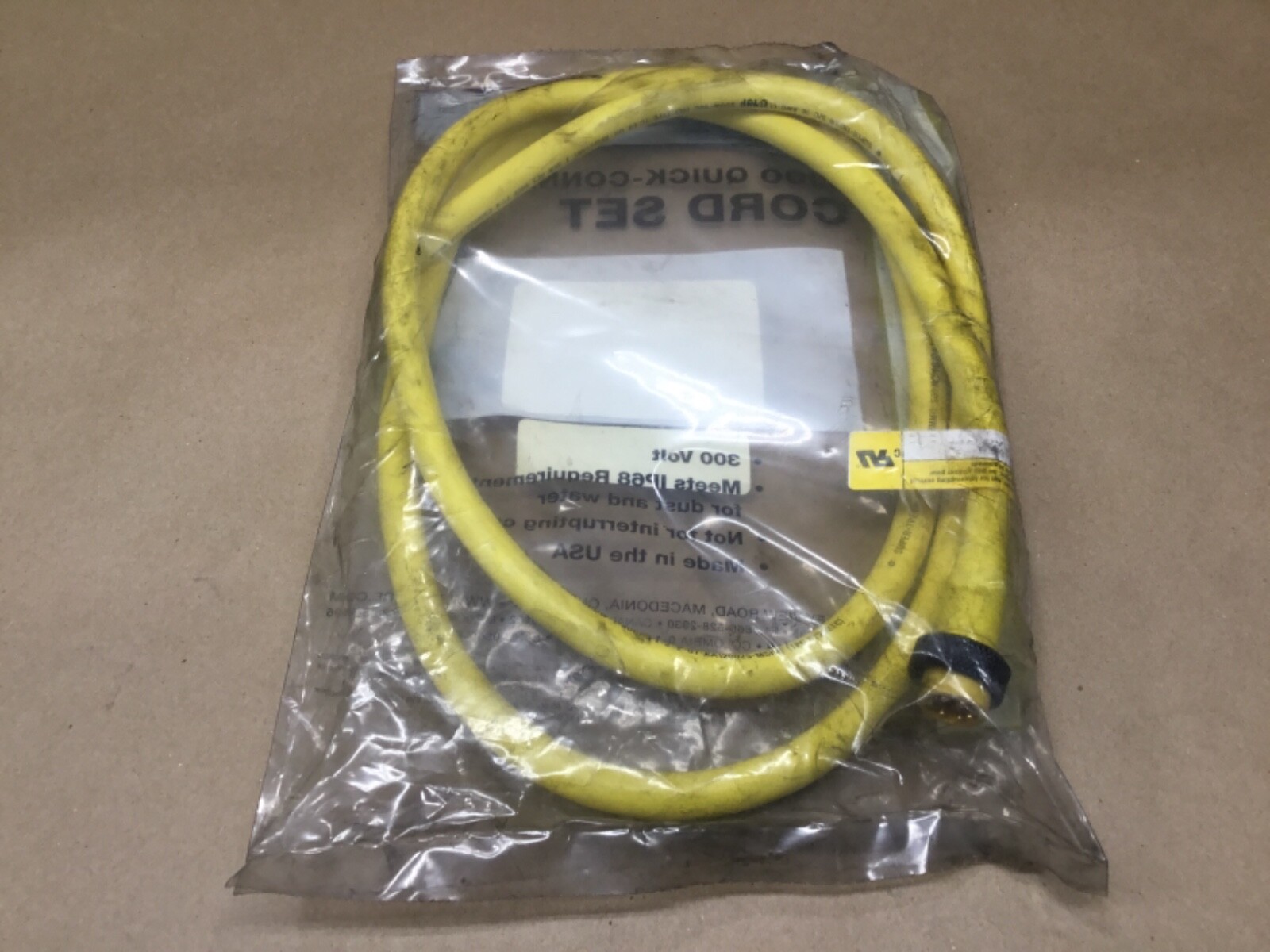 TPC WIRE AND CABLE 84606 QUICK-CONNECT CORD SET 16/5 6FT MALE PLUG 600V #07G14