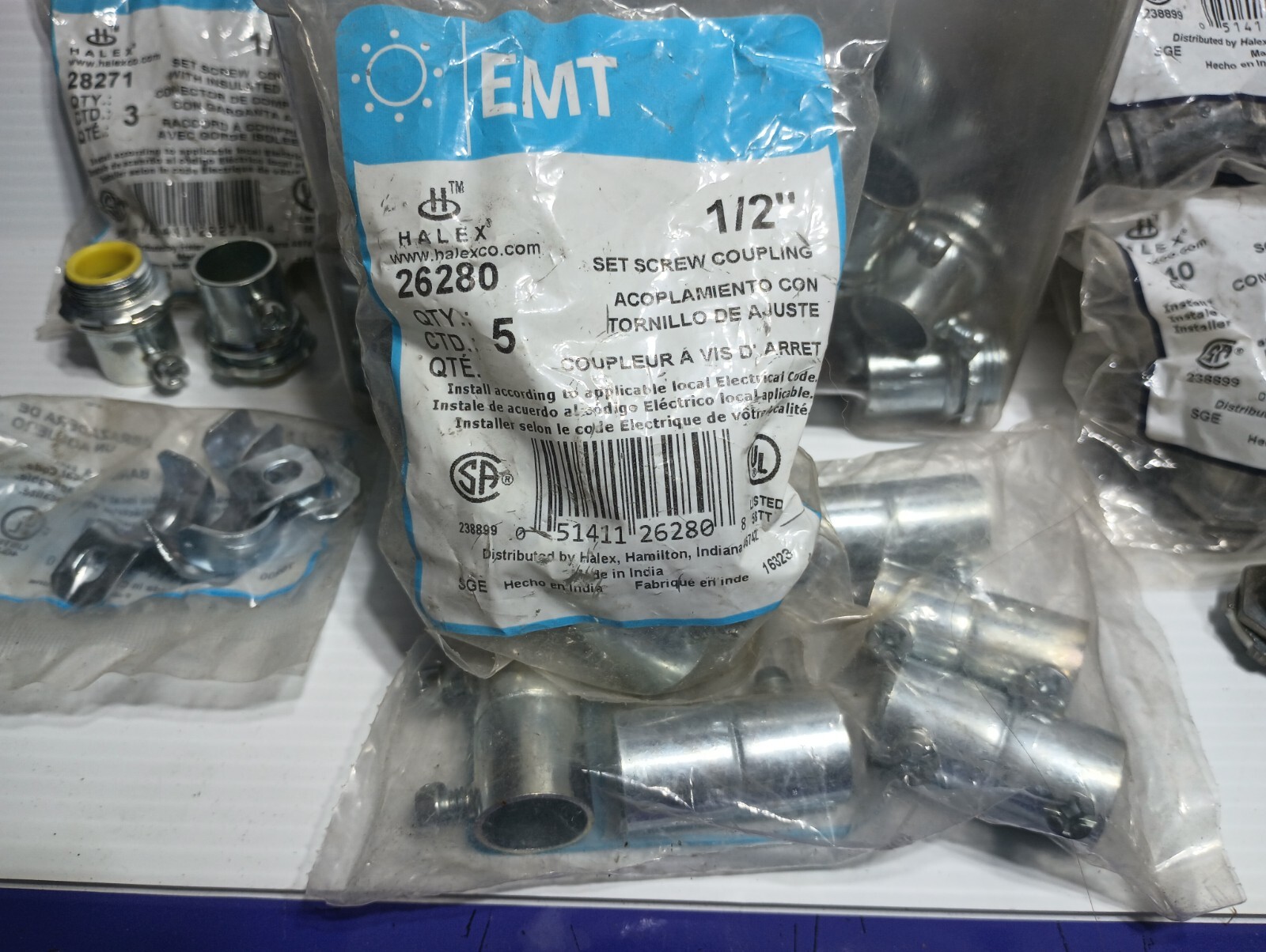 Halex Lot Of 1/2″ EMT Flex Electrical Connectors Clamps Strap Couple Screw New