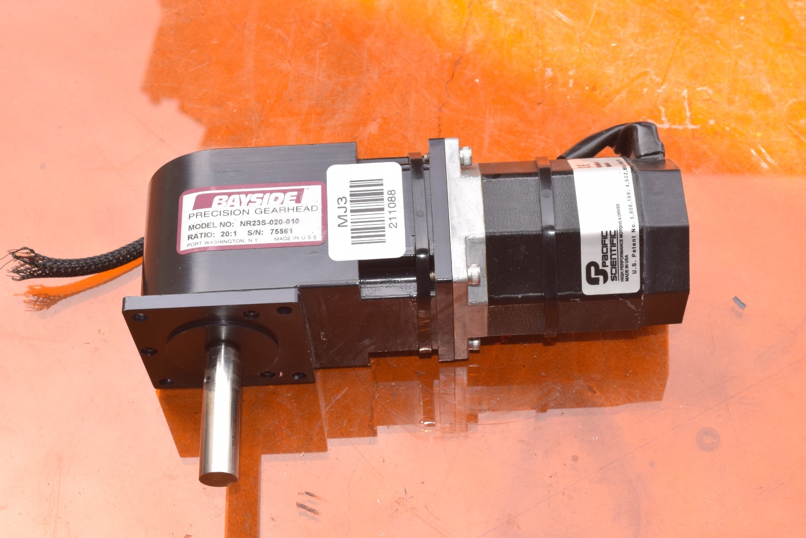 BAYSIDE Precision gear head NR23S-020-010 WITH Pacific Scientific POWERMAX II