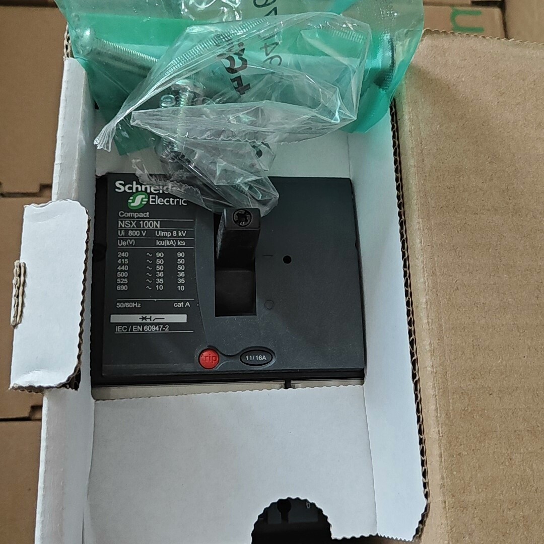 one New Schneider Electric NSX100N TM16D 3P 16A LV429847 Circuit Breaker