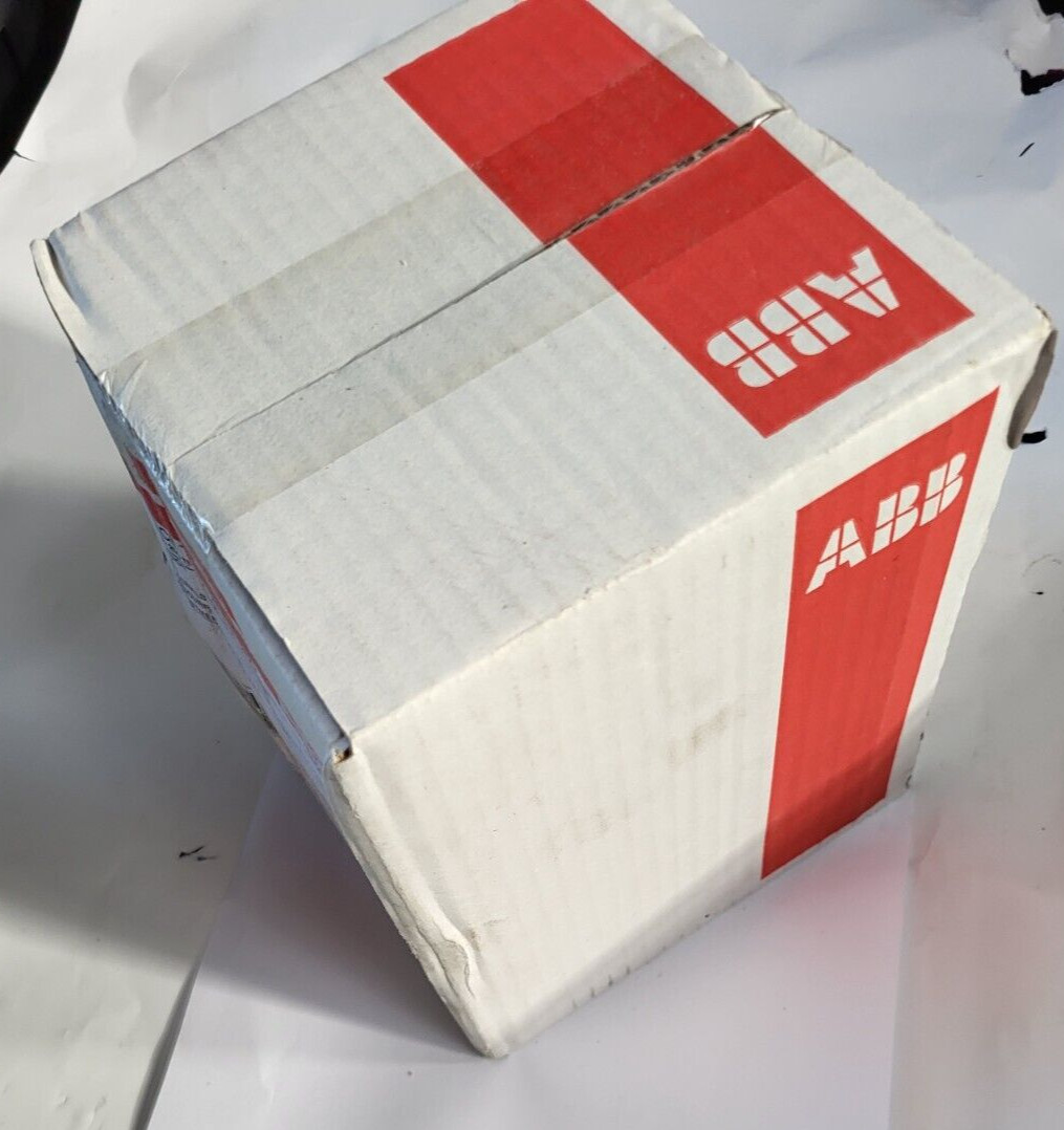 ABB SACE TMAX XT3 N 250 1SDA068059R1 CIRCUIT BREAKER (R3S8.8)