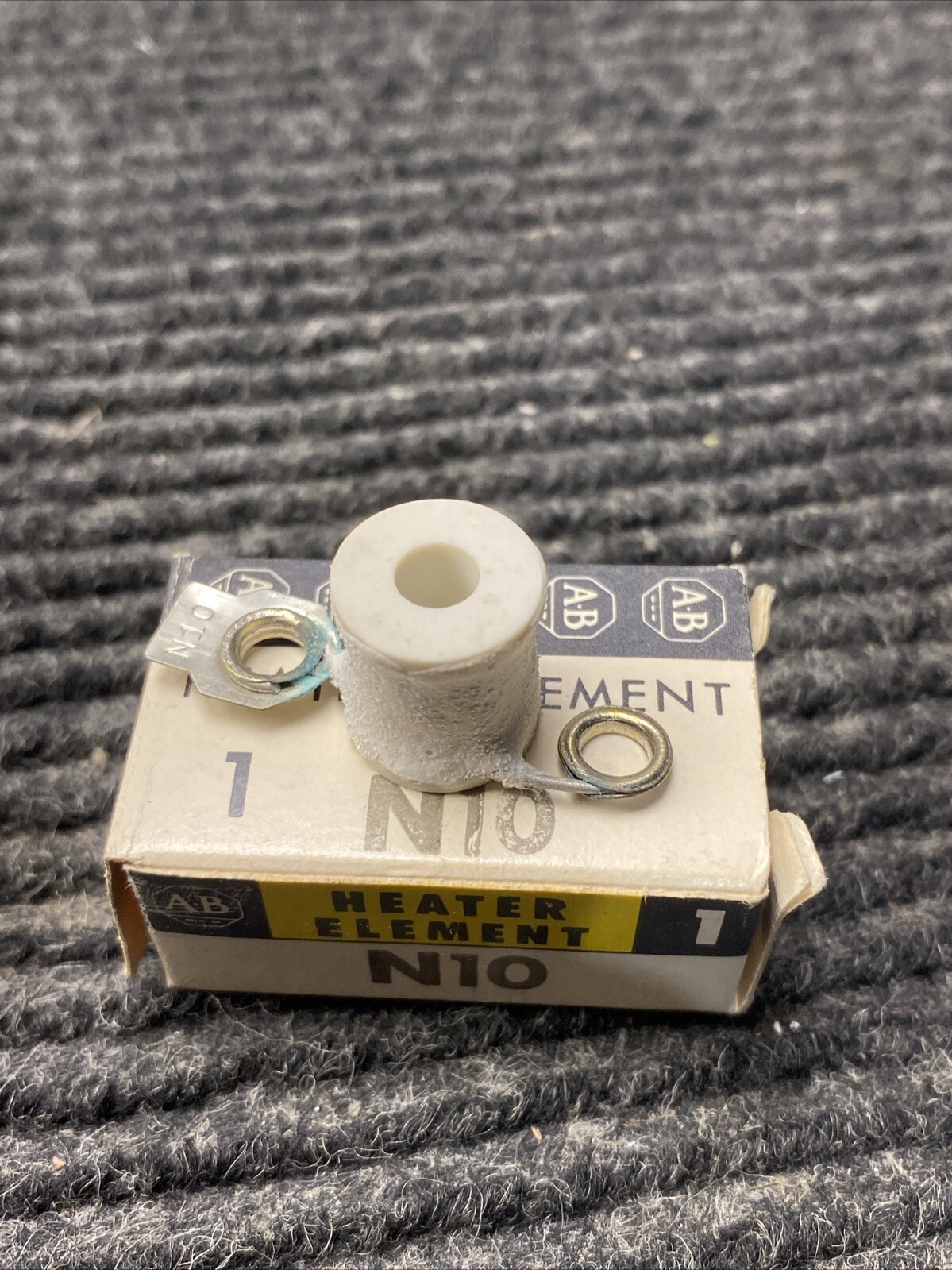NEW LOT of 7 Allen Bradley N10, Heater Elements