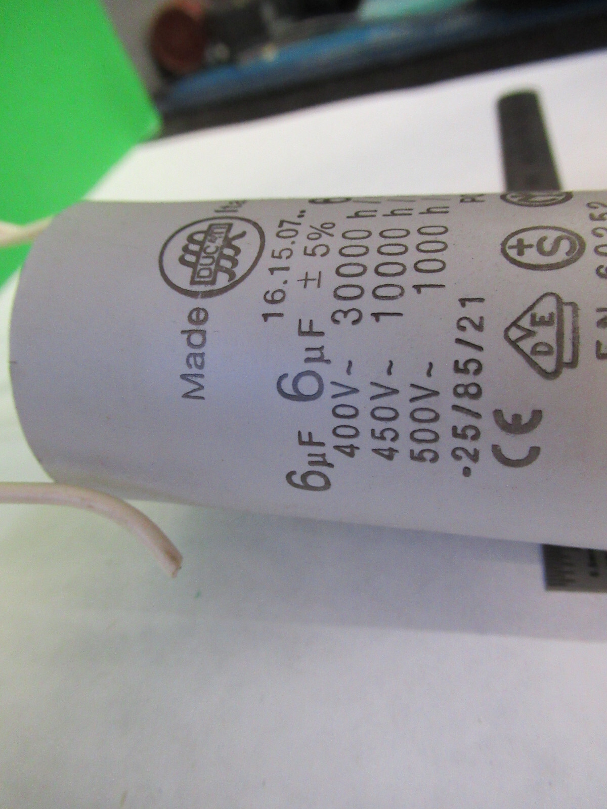 HIGH END CAPACITOR ITALY 6mf 400V 500V ELECTRIC COMPONENT AS PICTURED S1-B-50