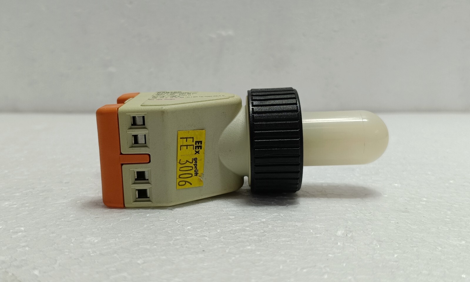 Bartec D-97980 Bad Mergentheim Illuminated Button 07-3353-1110 | New Surplus