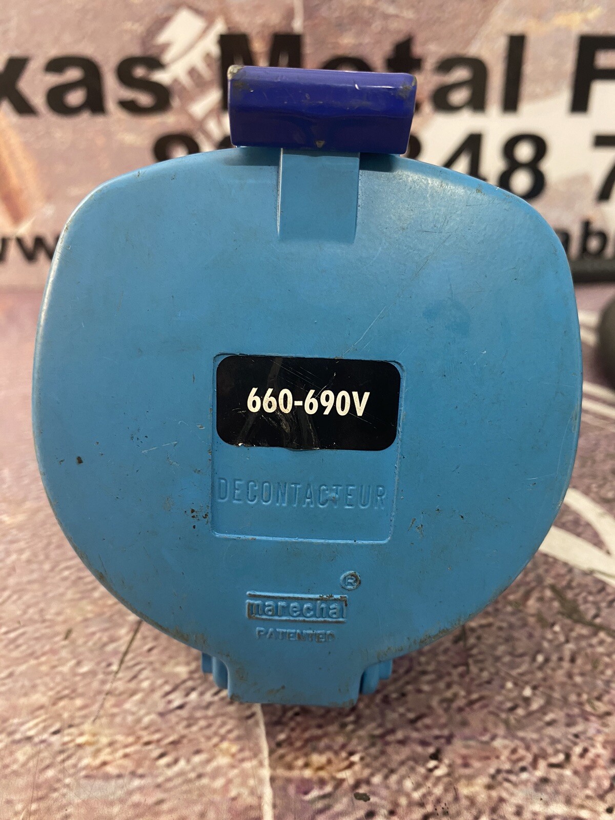 Carol P-7K-123033 10/4 90C (UL) with Marechal 660-690V