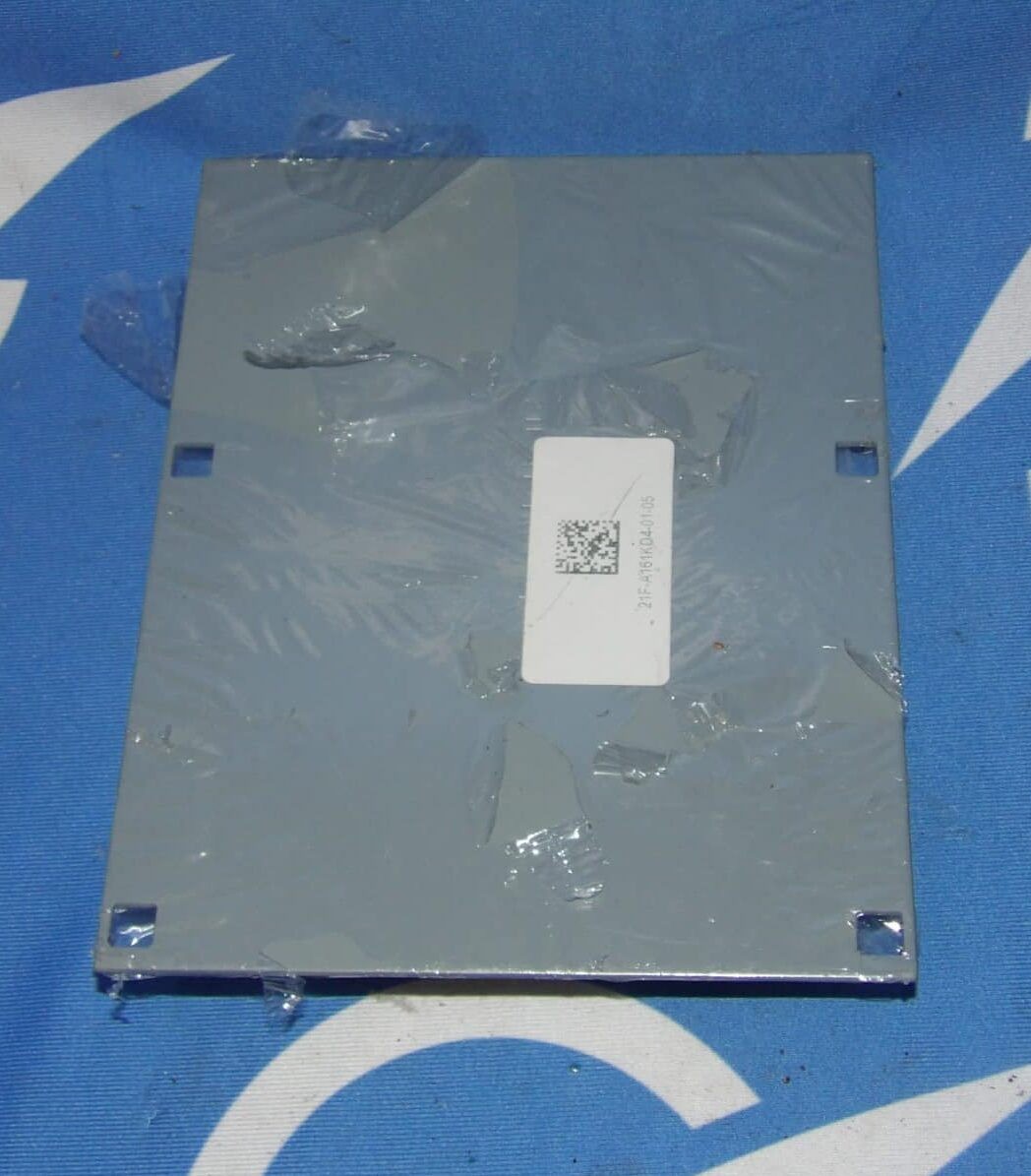 NOS HRC Hardware Resource 21F-A161KD4-01-05 KD4 Breaker Filler Blank Kit + 1 …