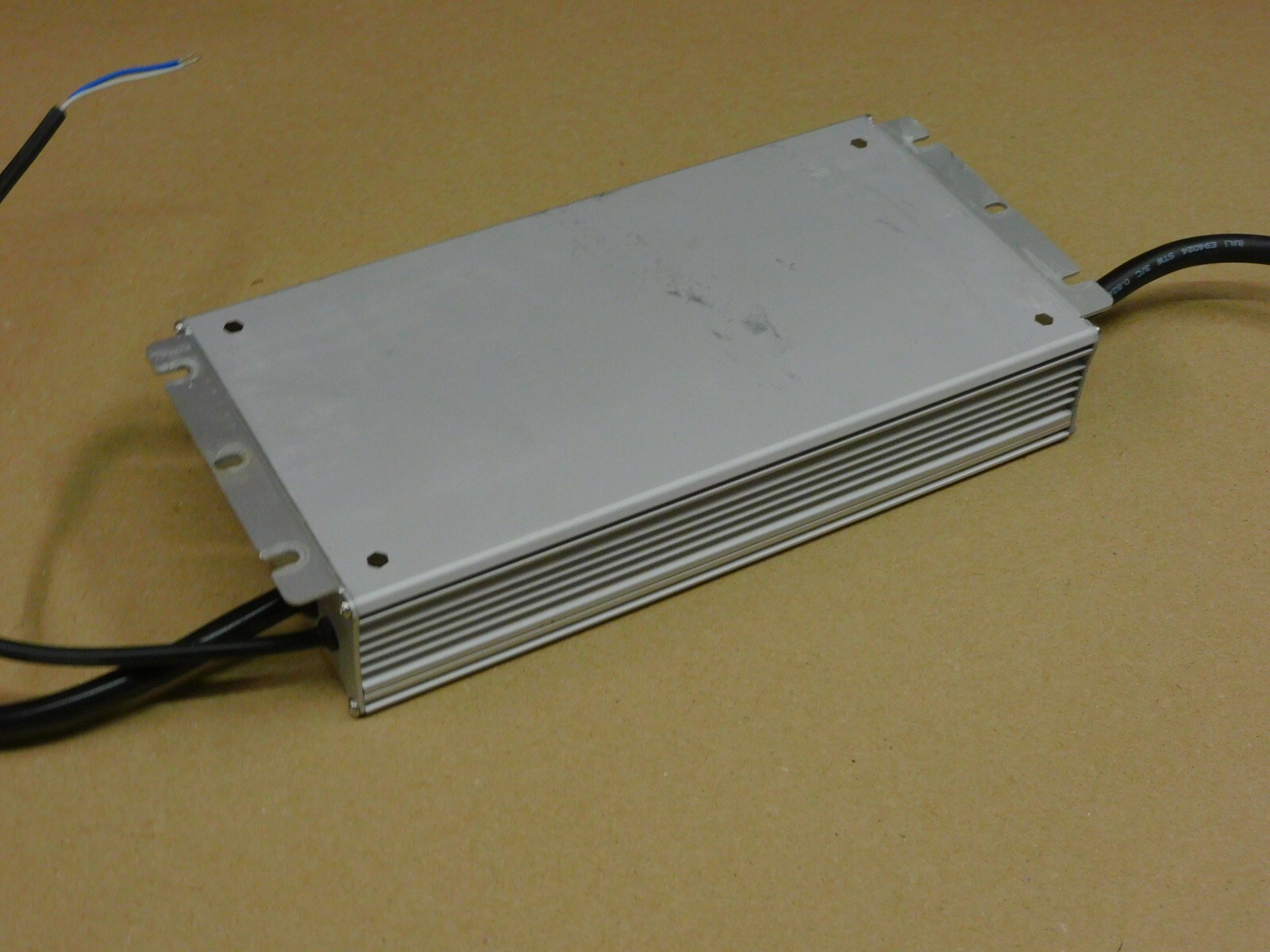 Mean Well Meanwell HVG-480-24B Power Supply Wide range AC input: 180~528Vac