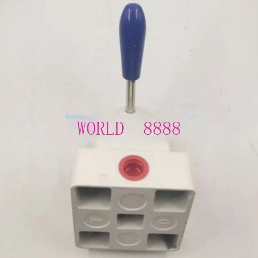 1PCS New For SMC VH300-03 solenoid valve freight free