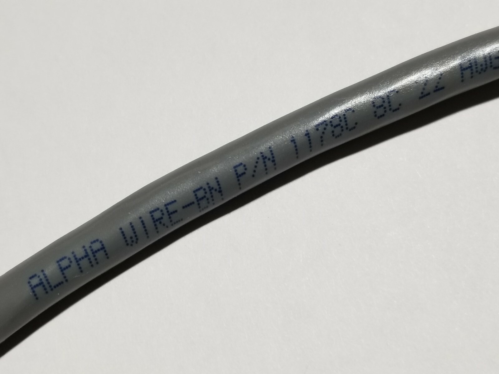 Alpha Wire 1178C 22/8C Audio/Communication/Control Cable 75C/300V Gray /25ft