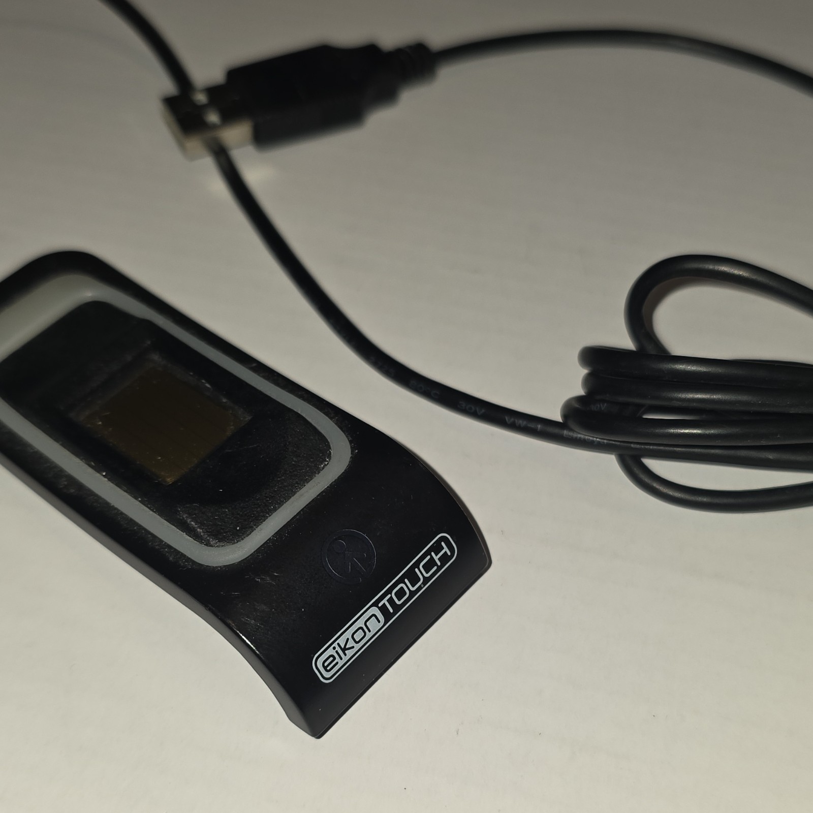 digitalPersona Eikon Touch USB Fingerprint Reader TCRF1C Model Eikon Touch USB