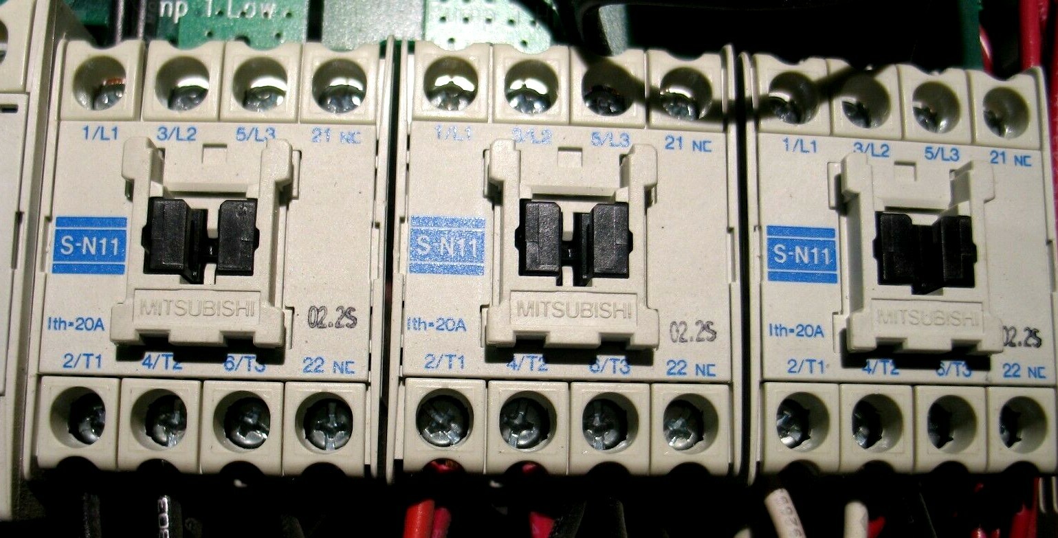 NEW MITSUBISHI M01048 TYP 1 OZONATOR / PLC / PUMP / HEATER CONTROLLER P8019