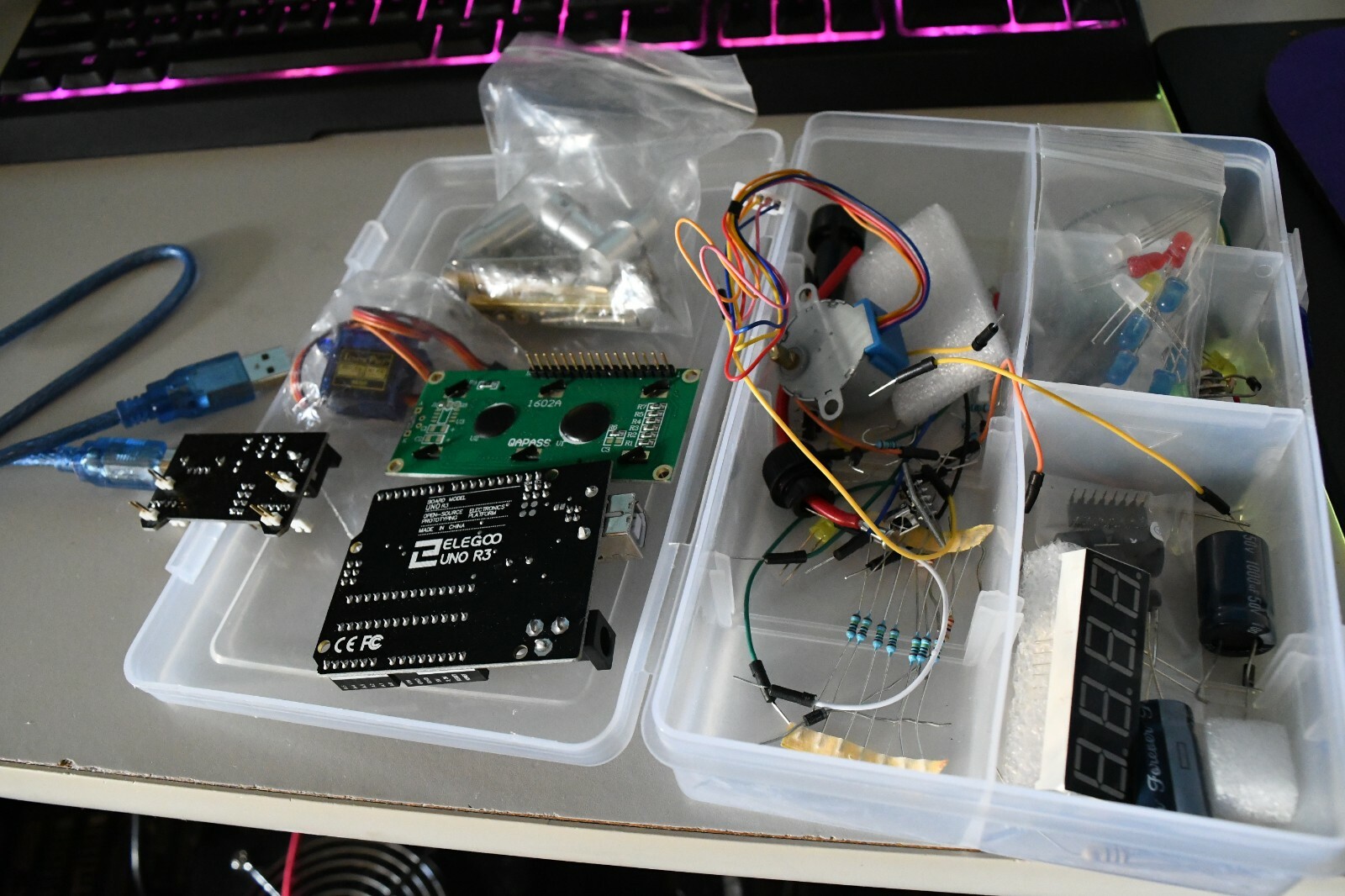 ELEGOO UNO R3 Project Starter Kit bundle w1