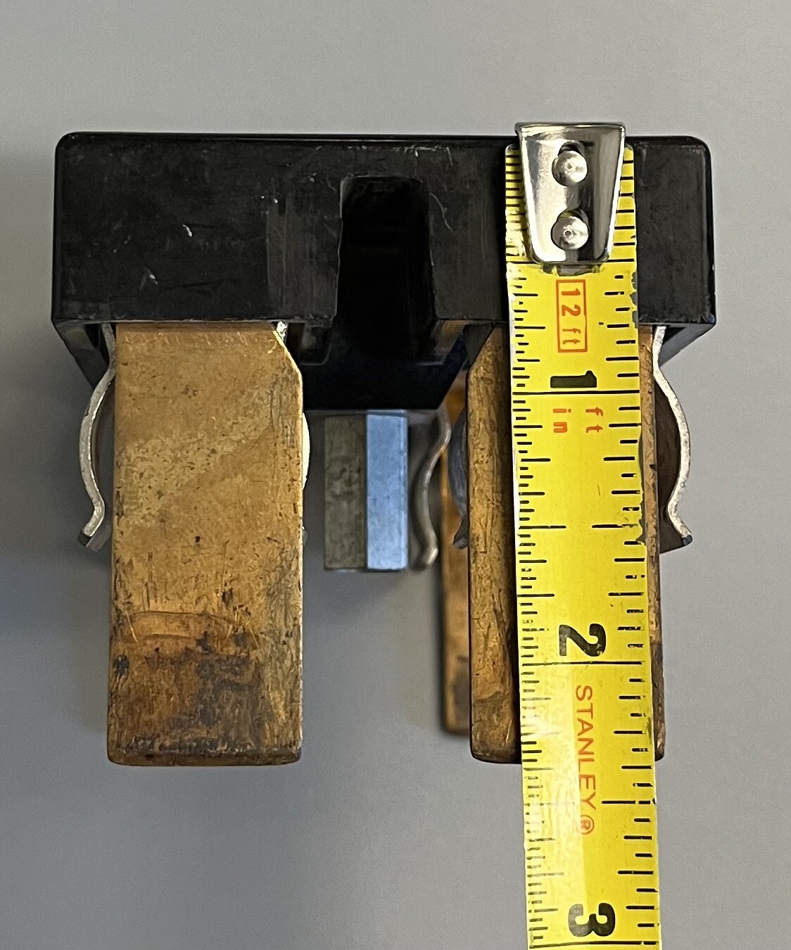 UNKNOWN MANUFACTURER FUSE PULL OUT BLOCK 27155-4