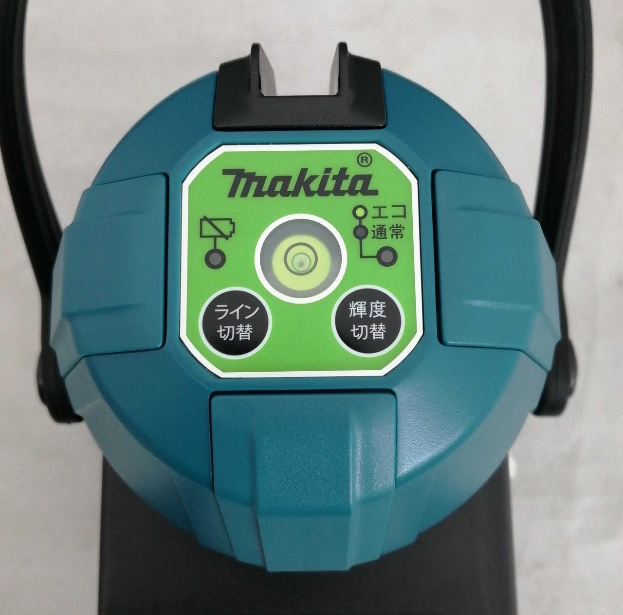Makita SK10GD Laser Marker High-Visibility Green Laser with Case & Batteries