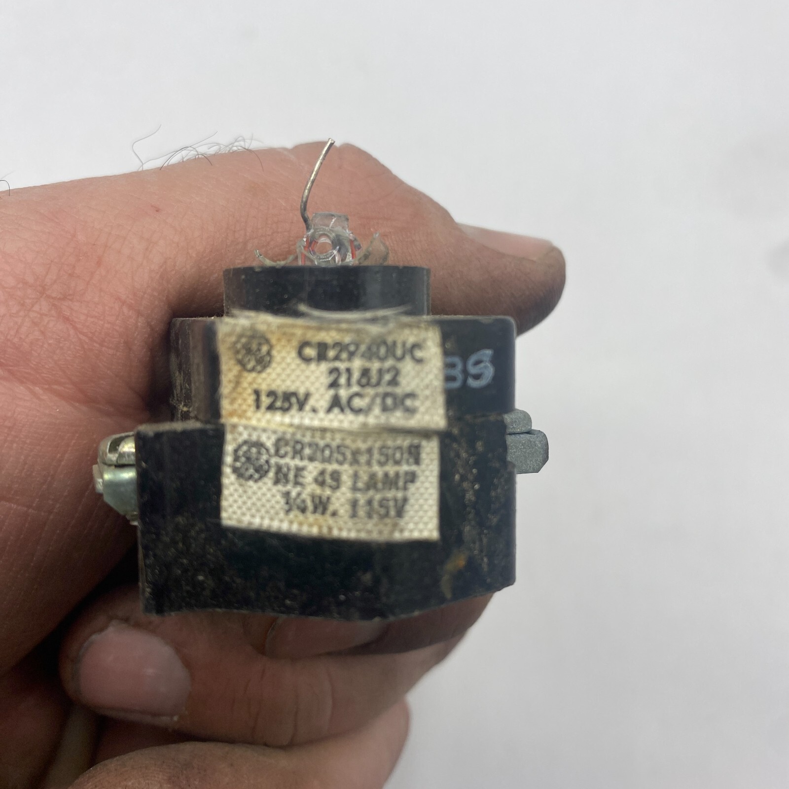 GENERAL ELECTRIC CR2940UC215J2 125V / CR2940UC215J2 115W (NO BULB) ⭐