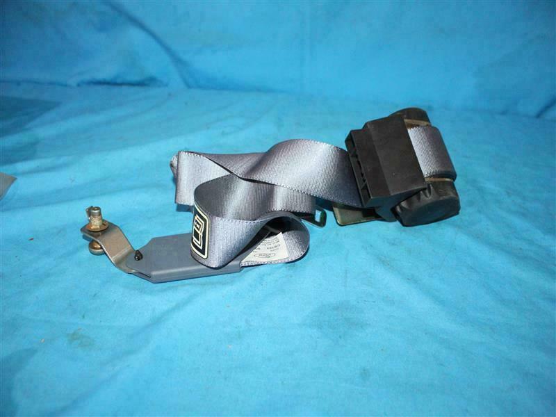 Ford XC2Z-15611B08-AAB XC2Z15611B08AAB Seat Belt NEW NOB