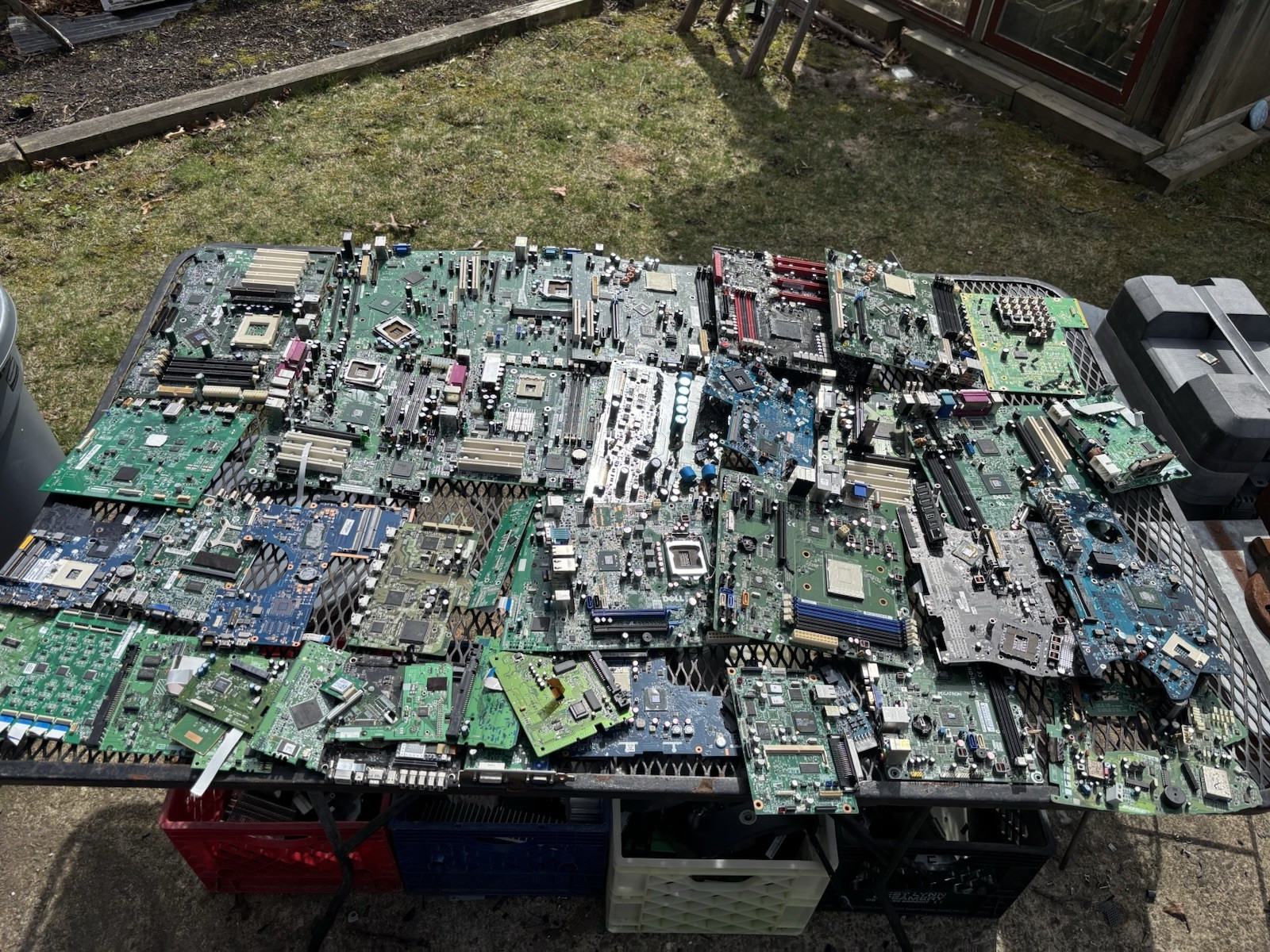 52 Pound Lot Circuit Boards PCB E-Scrap E-Waste Copper Silver Gold Metal Recover