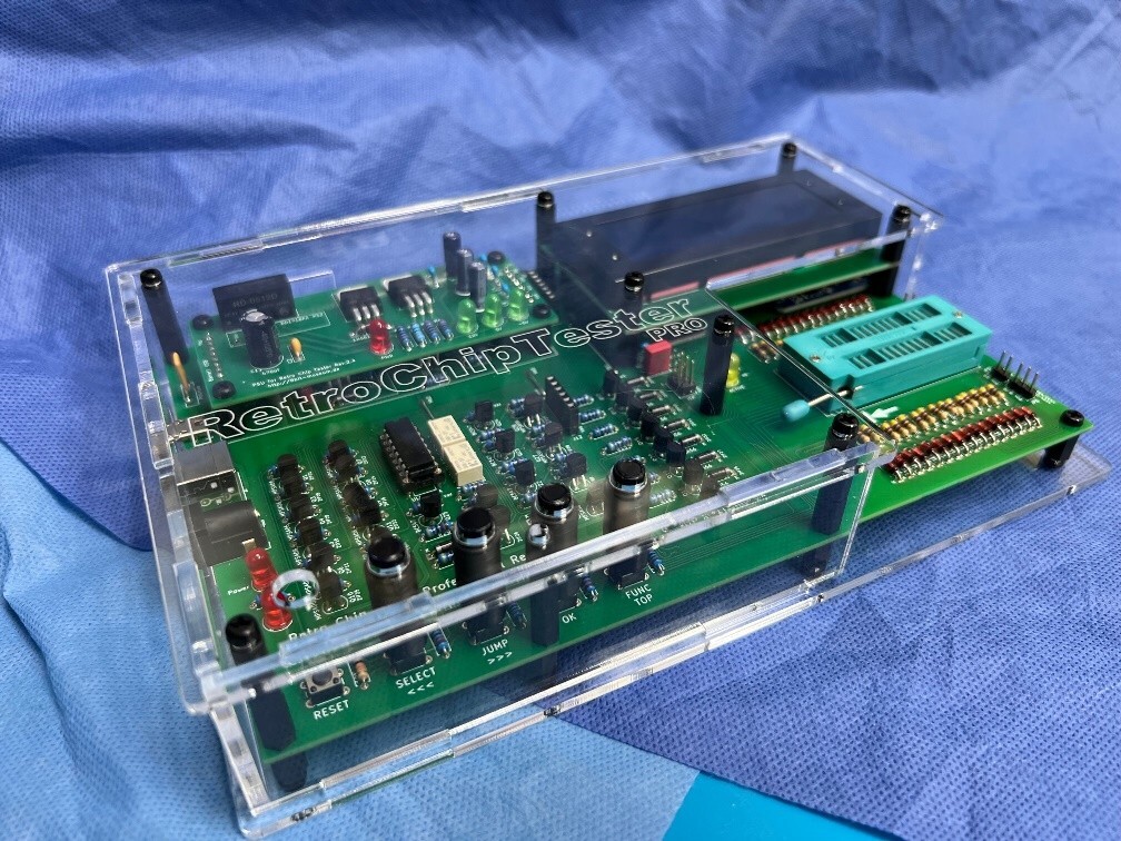 Retro Chip Tester Professional – Clear Premium Acrylic Case Kit
