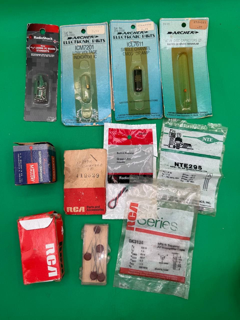 NOS Vintage Archer RadioShack RCA NTE Mallory Electronic Radio Parts Lot RE