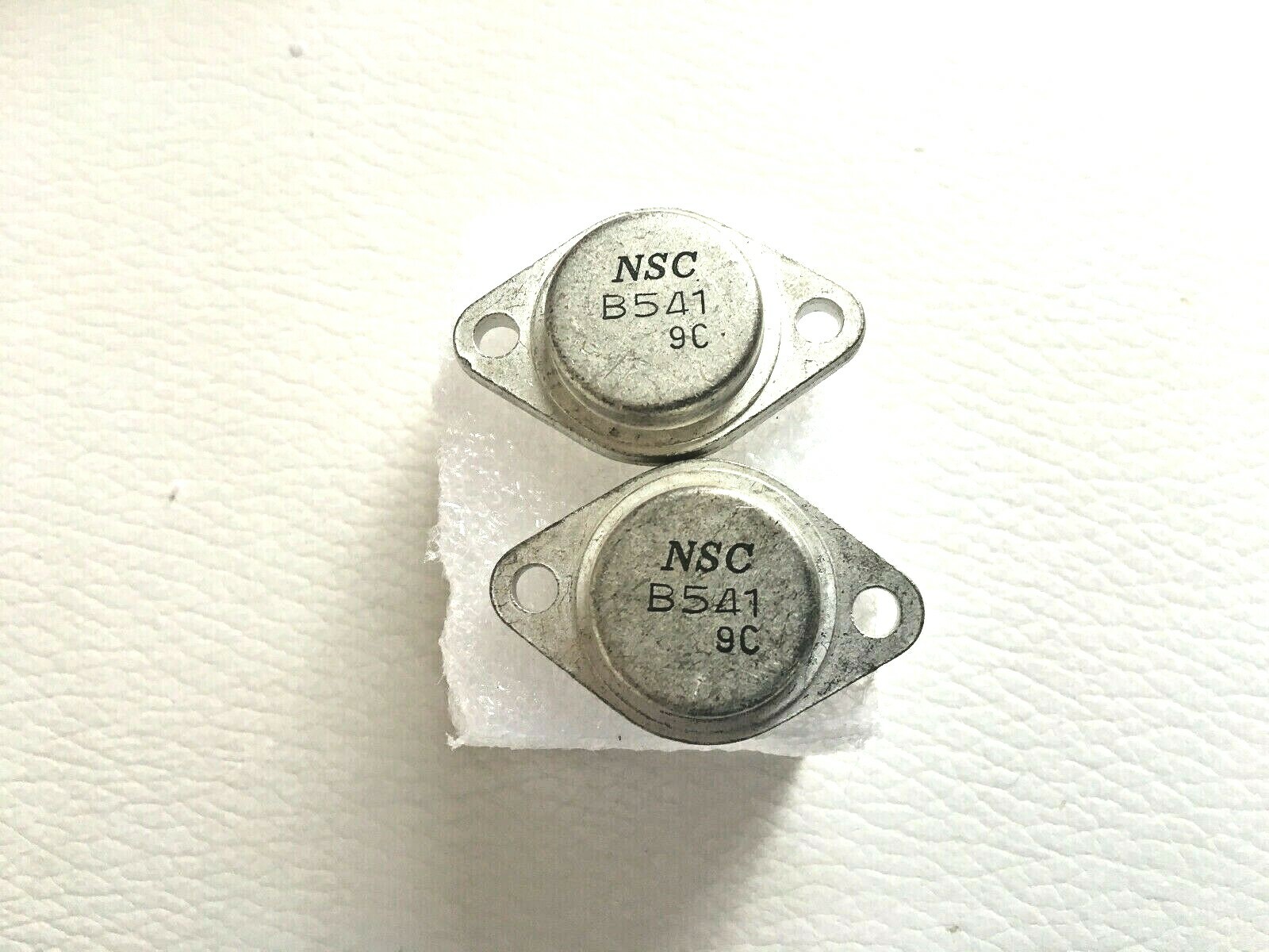 2 Pieces | 2SB541 Original New NSC Transistor