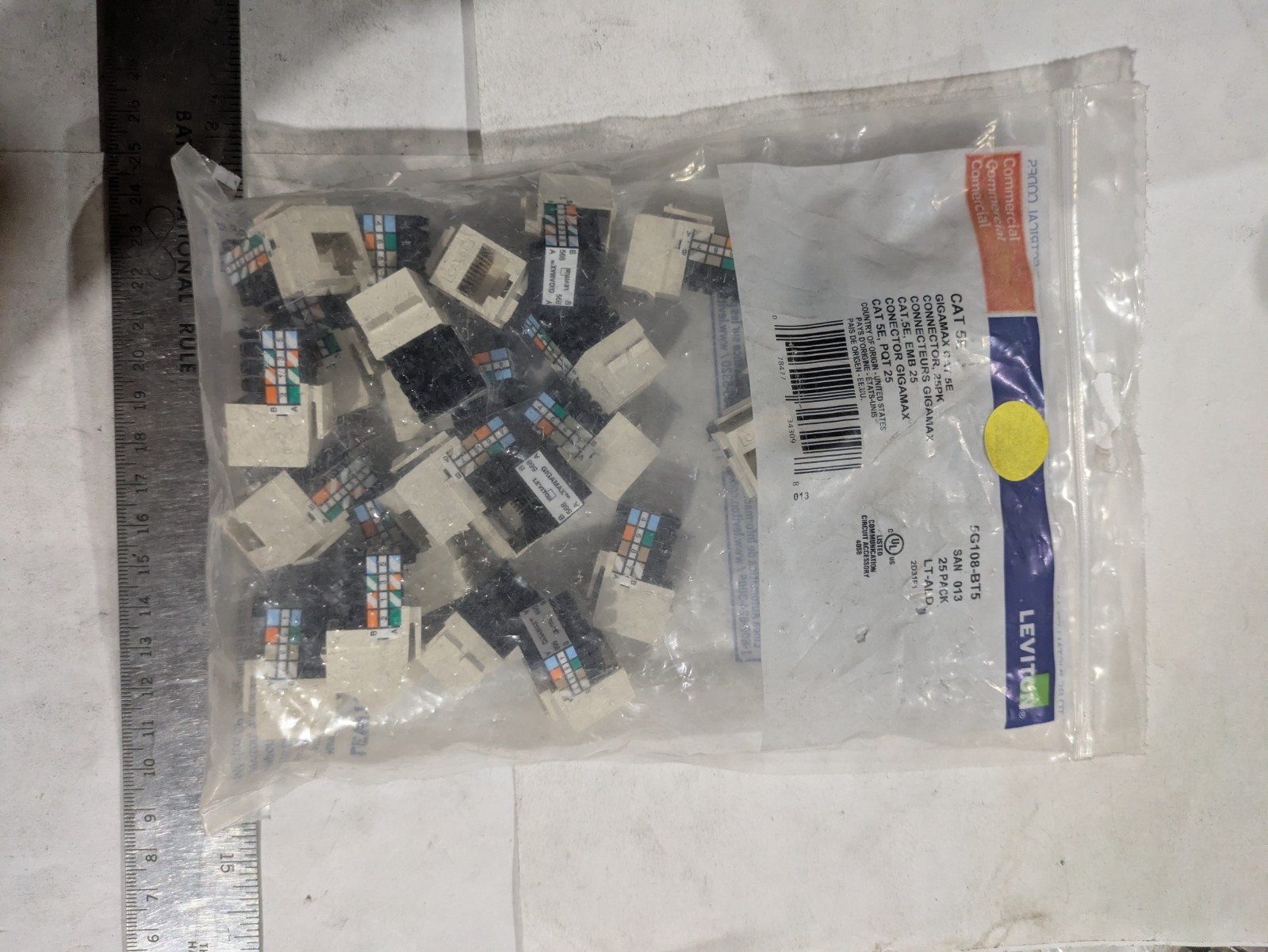 LEVITON 5G108-BT5 (LOT OF 25) GIGAMAX CAT 5E CONNECTOR V