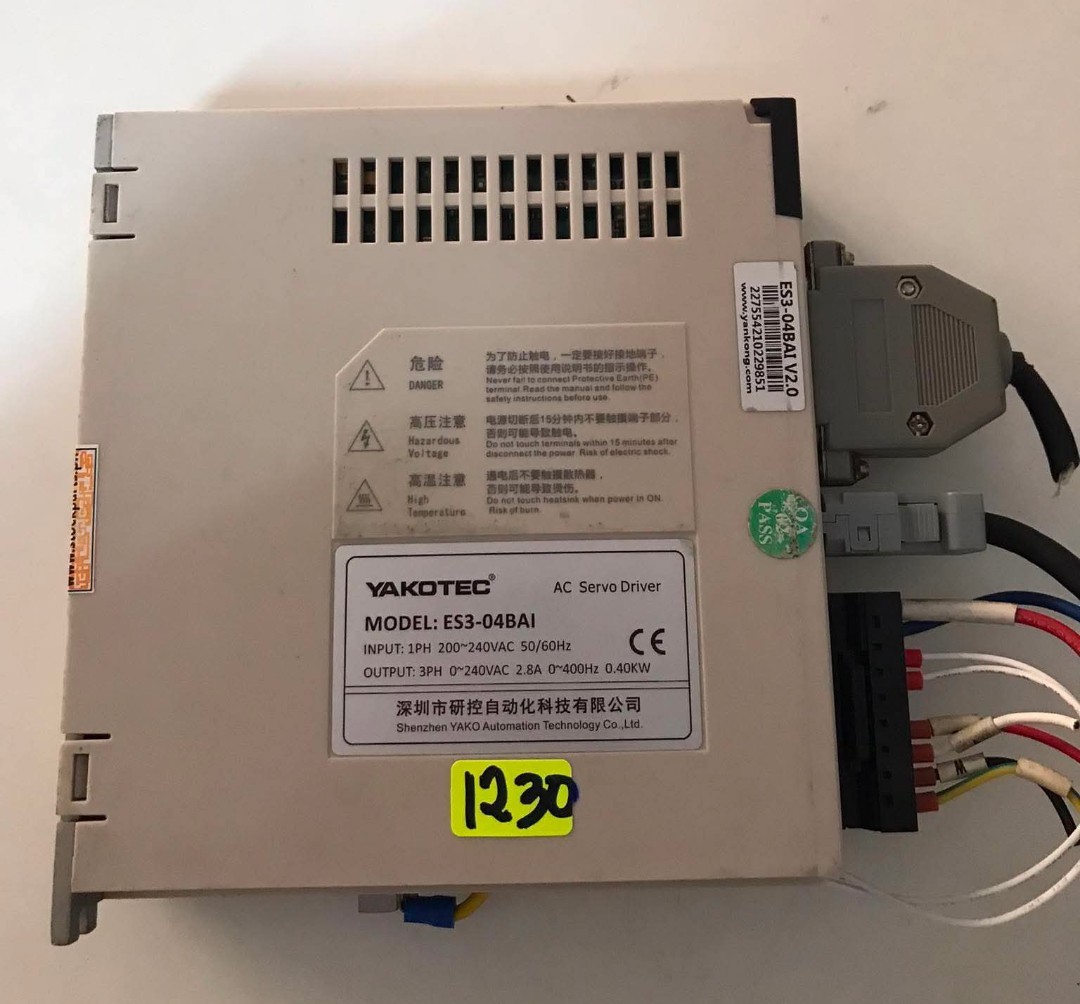 YAKOTEC ES3-04BAI AC Servo Driver IN:1PH OUT:3PH 220V 0.40KW FREE SHIPPING DHL