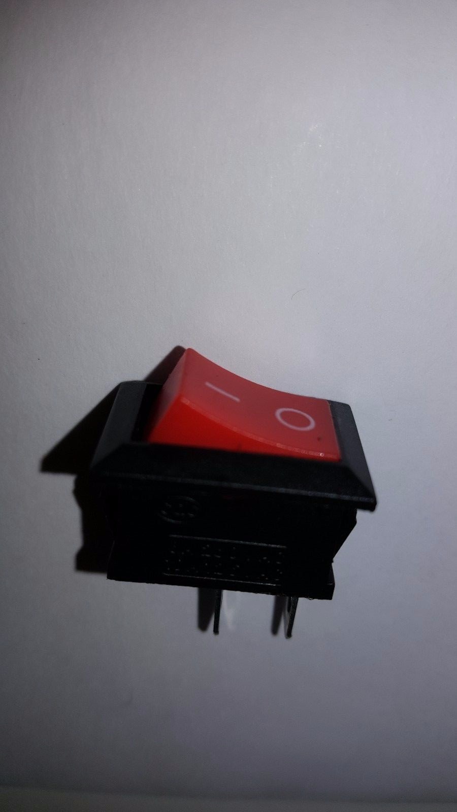 ROCKER SWITCH RED ON OFF 2 PINS 12VDC 240VAC 4pcs