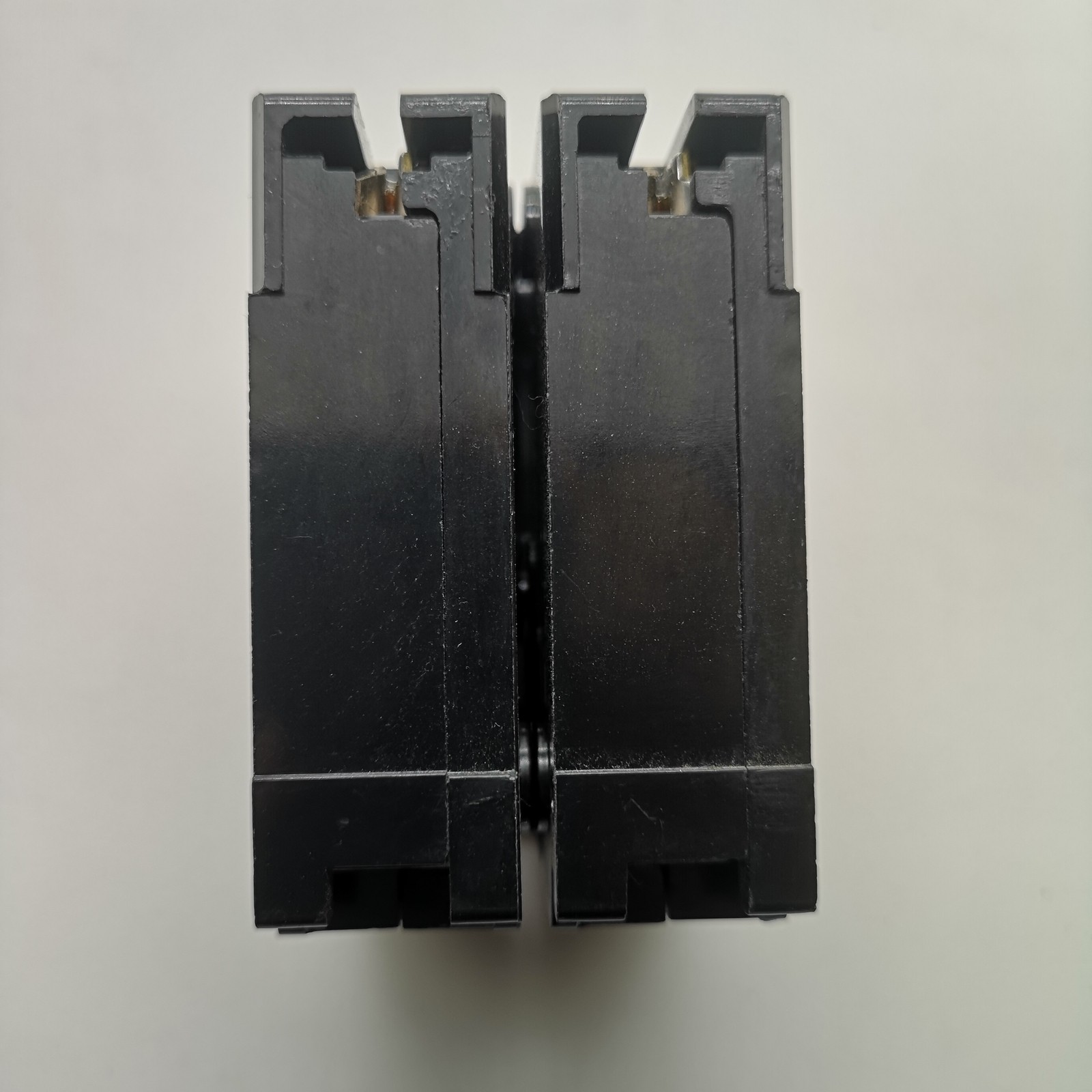 Eaton Cutler-Hammer BR210 C210 Circuit Breaker