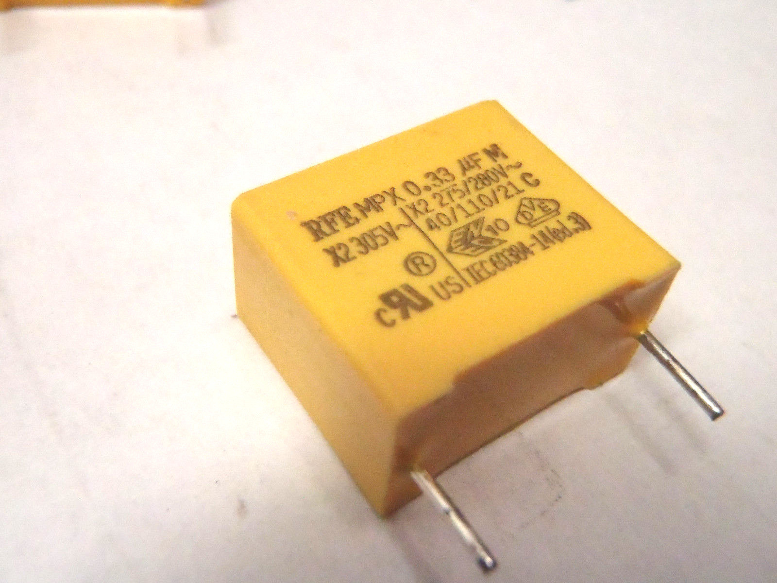 RFE MPX334M305VAC150B060S MPX 0.33 Capacitor X2 275/280V~ 40/110/21 C, X2 305V