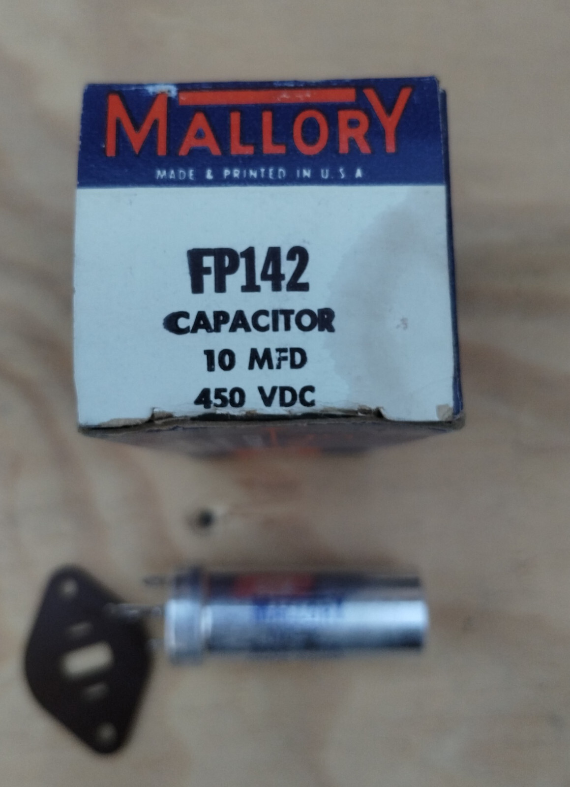 FP-142 – MALLORY – 10MFD 450V CAN NIB- VINTAGE CAPACITOR