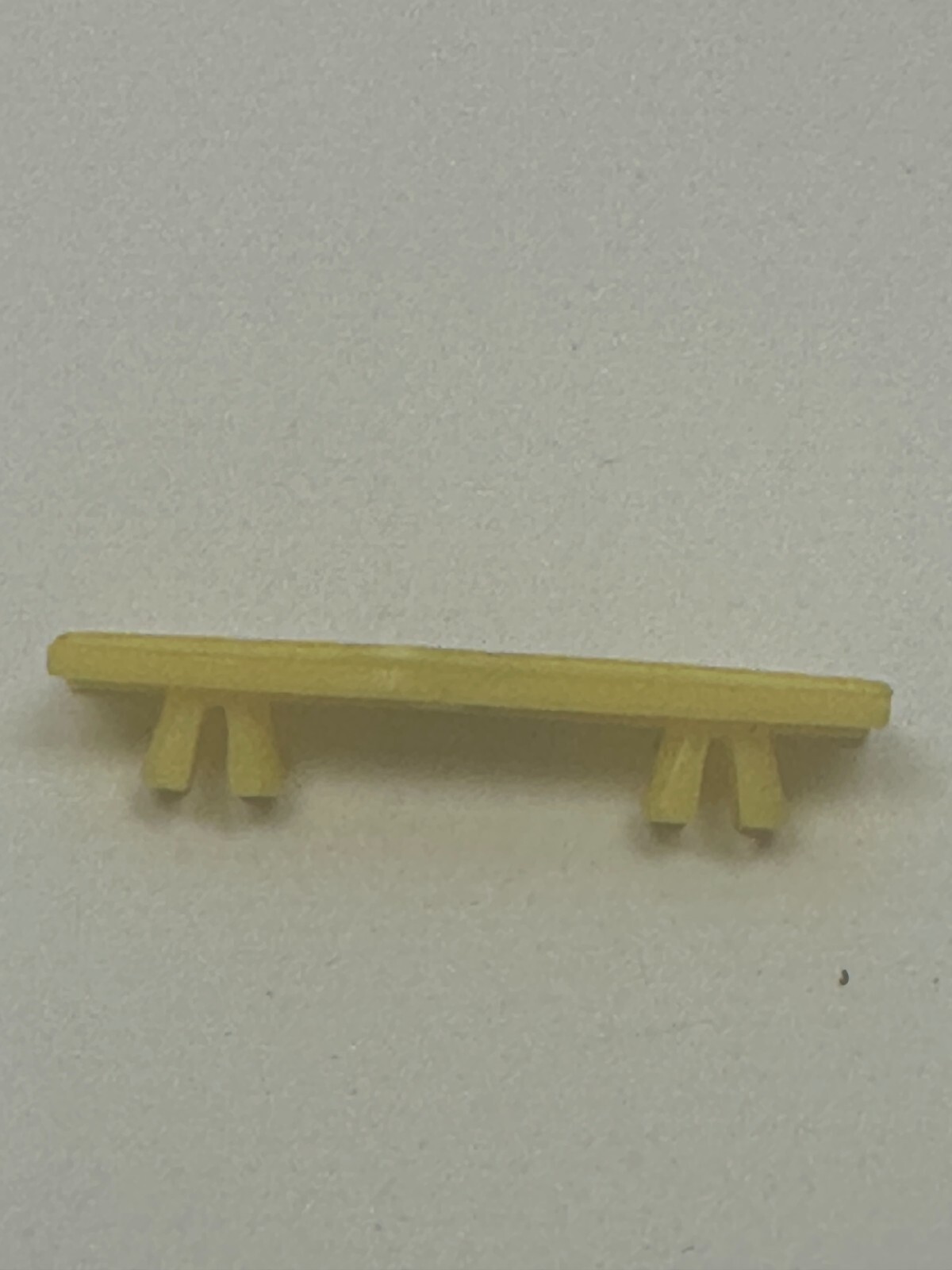 Siemens 8WA1-811 Screw Terminal Covers w Lightning Symbol Yellow 5mm (Lot of 50)