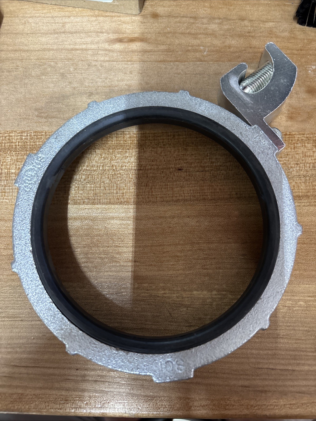 Steel City 5″ Insulated, Rigid Conduit Grounding Bushing, 1 pc