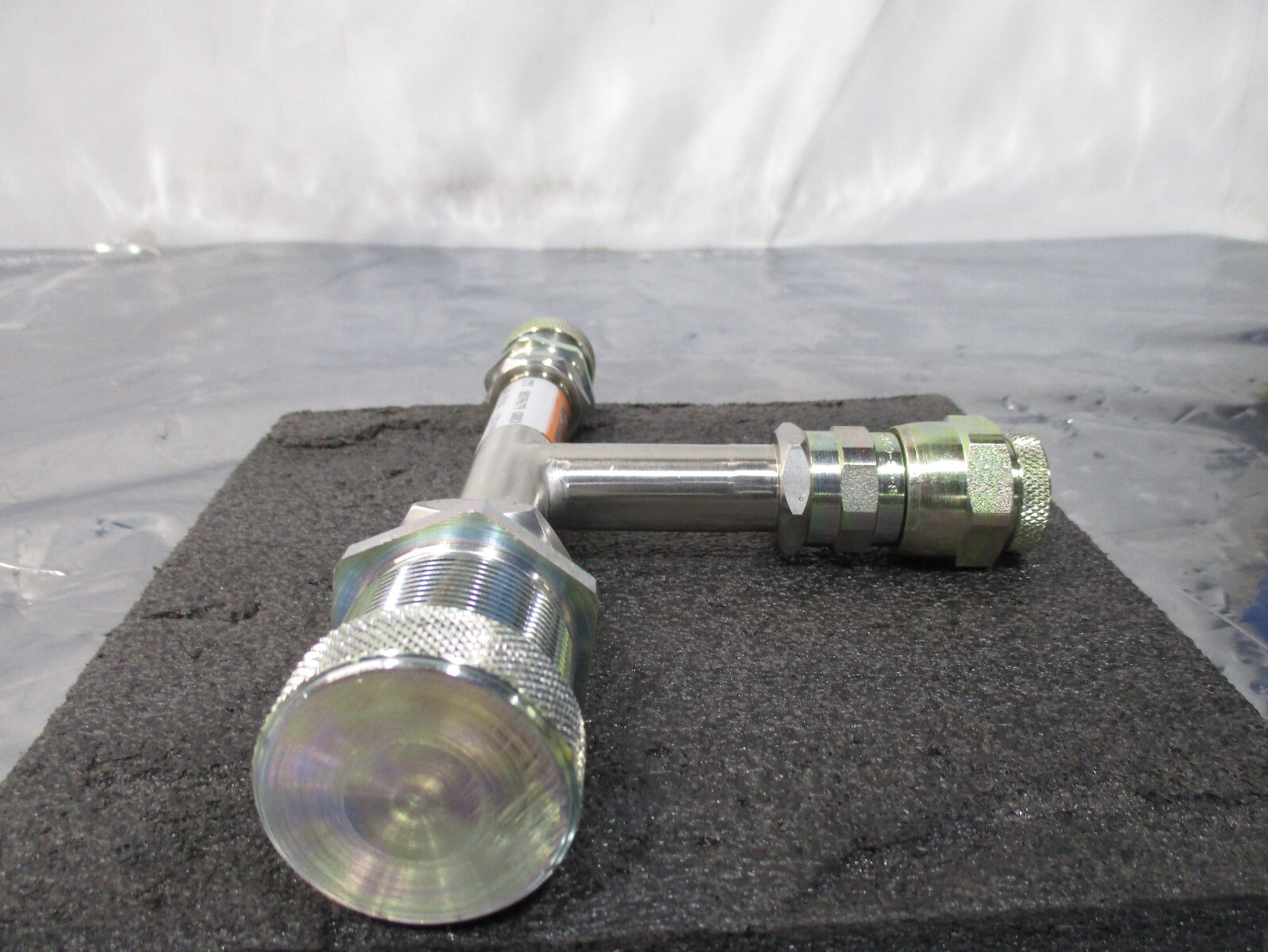 AMAT 3300-05698 Fitting Aeroquip Adaptor Helium, 110648