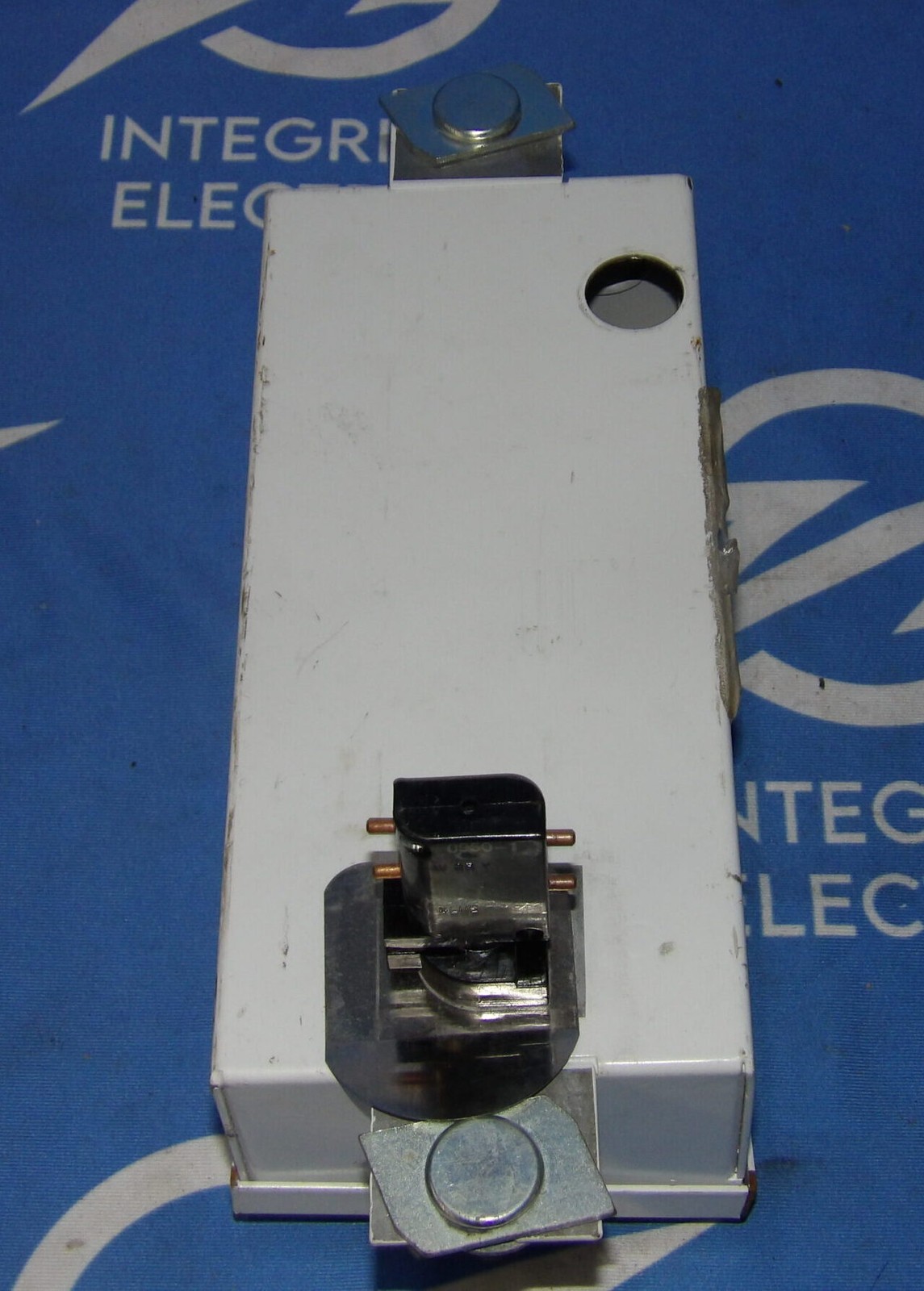 StarLine CBM60E5-6-172-0083-0G03 20A 208Y/120V Busway Tap Box + 1 Year Warranty
